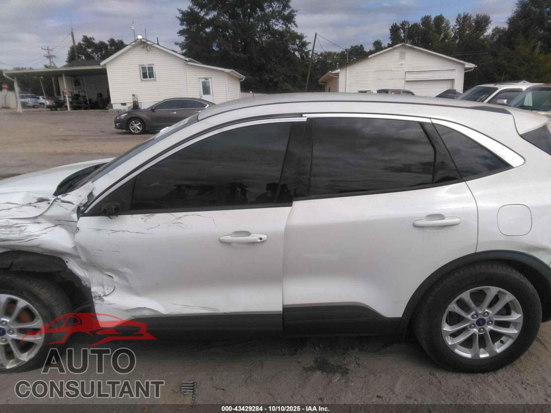 FORD ESCAPE 2020 - 1FMCU0G65LUA67097