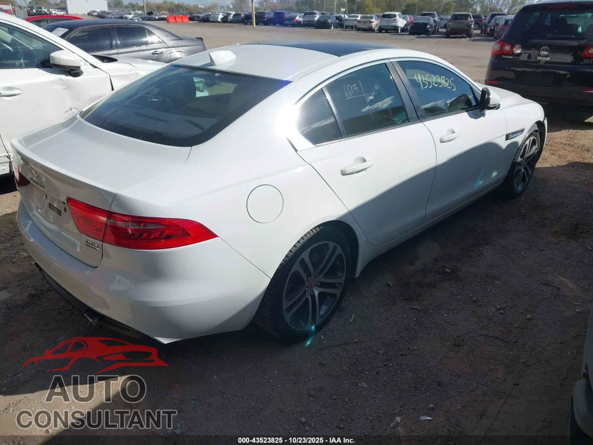 JAGUAR XE 2017 - SAJAJ4BVXHA967949
