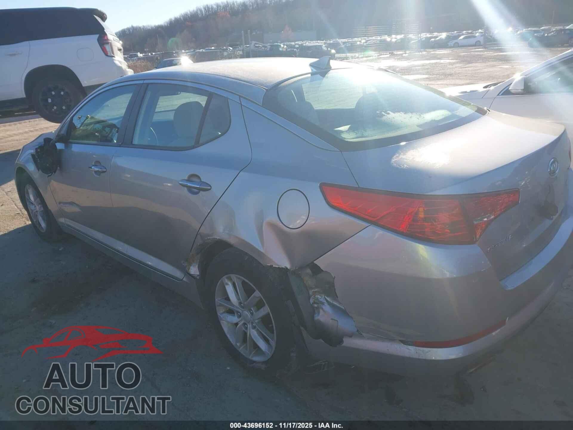 KIA OPTIMA 2012 - KNAGM4A7XC5281962