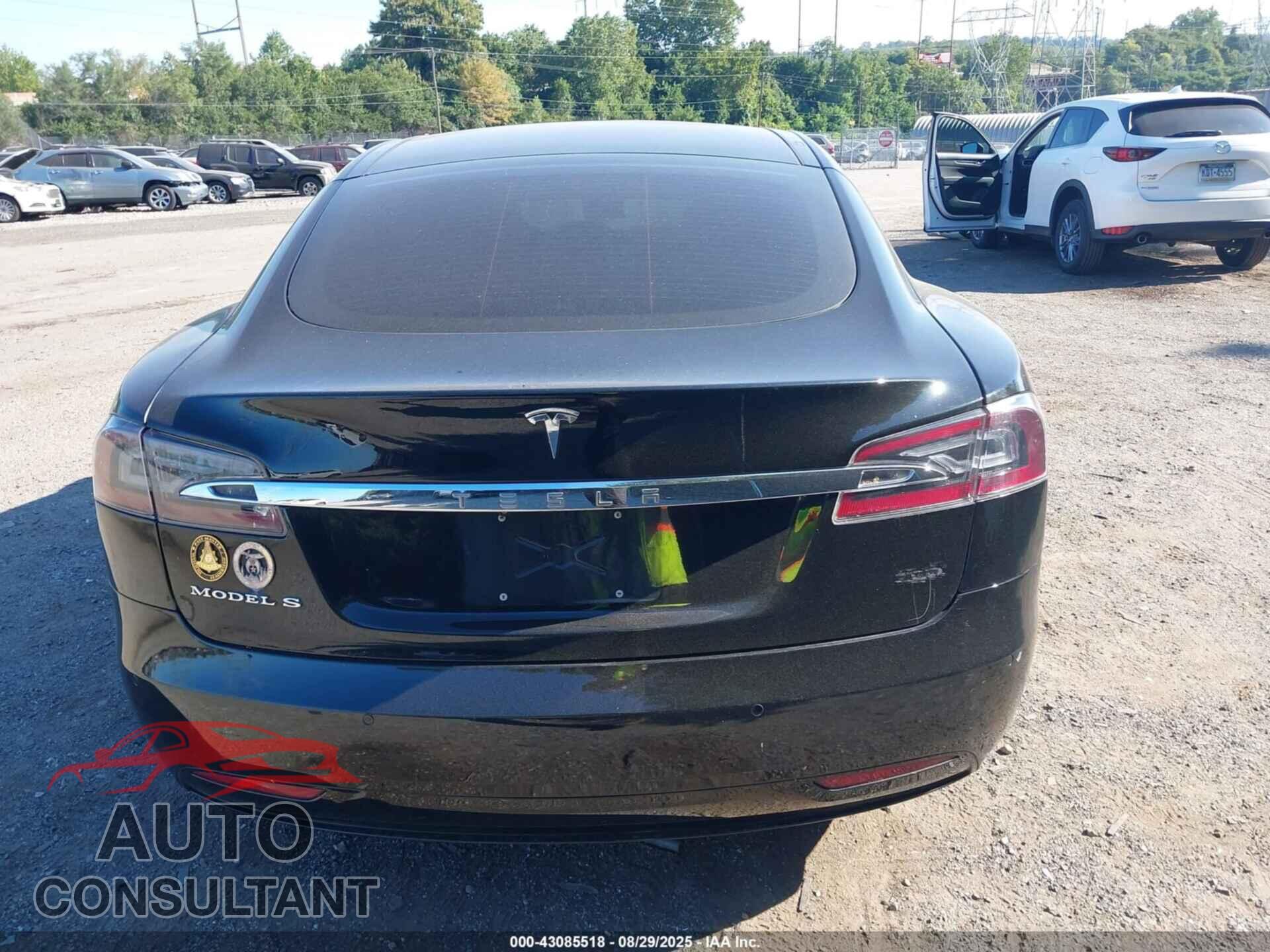 TESLA MODEL S 2016 - 5YJSA1E22GF168370