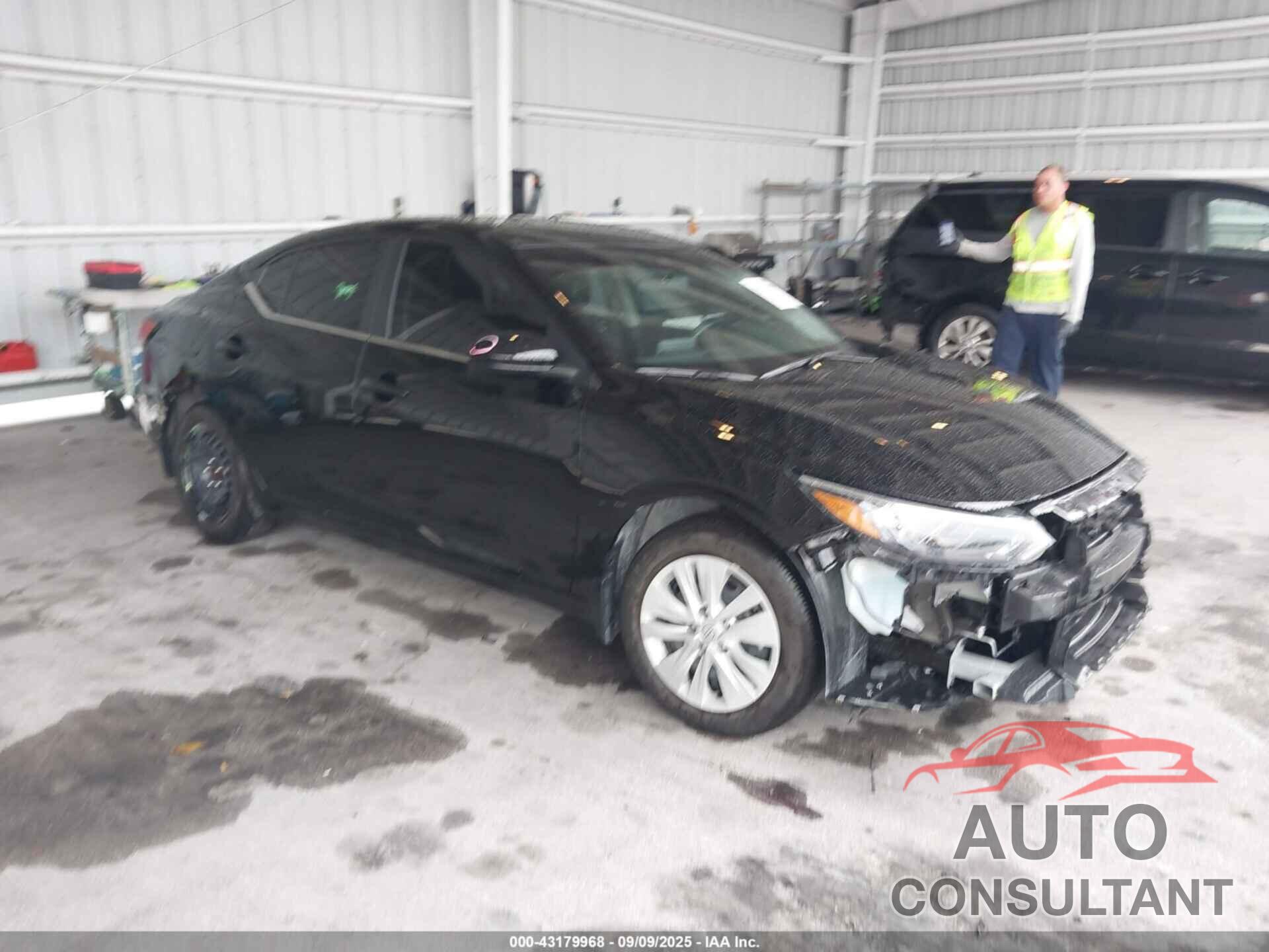 NISSAN SENTRA 2024 - 3N1AB8BV4RY248795