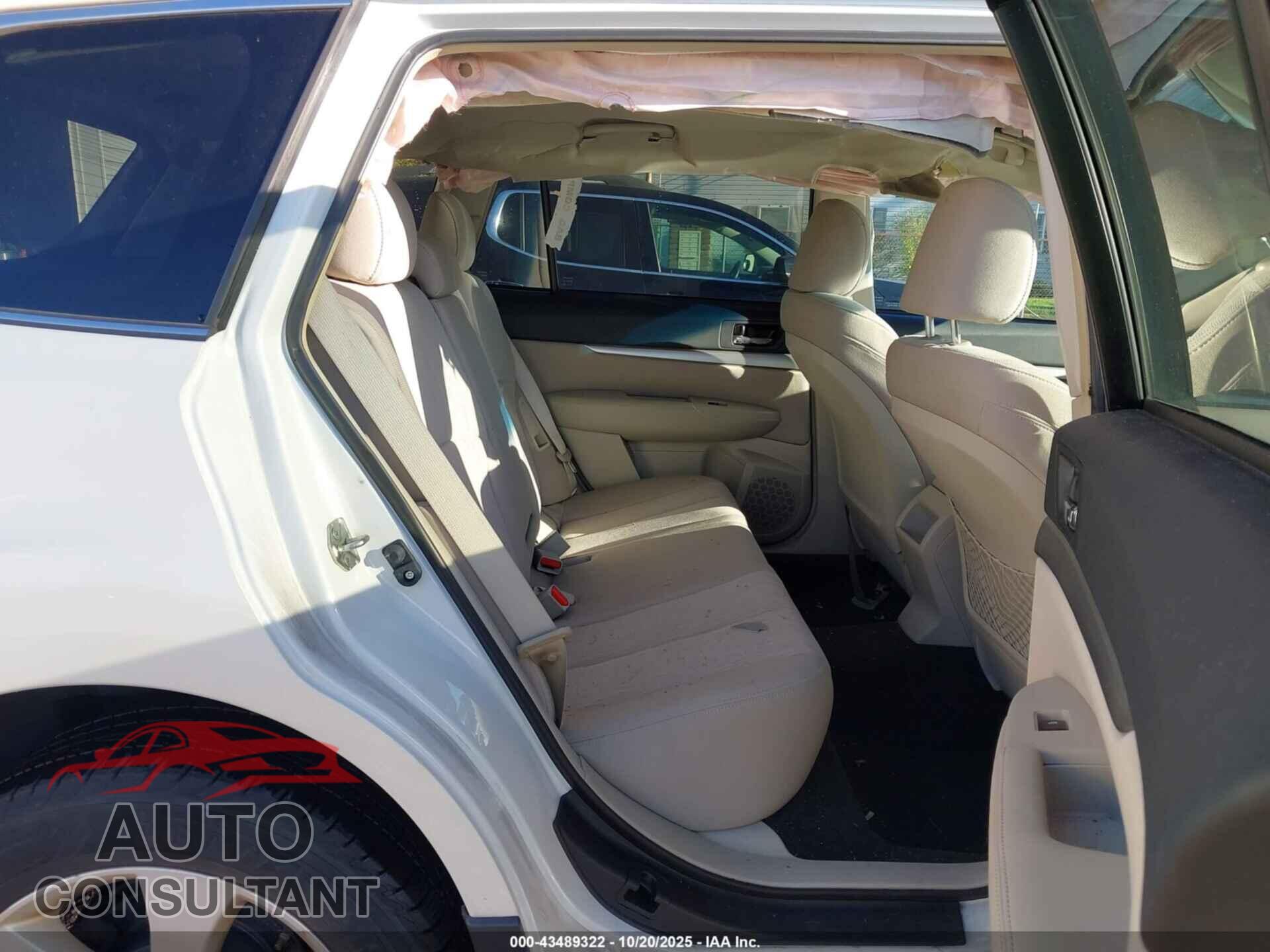 SUBARU OUTBACK 2014 - 4S4BRBDC4E3326383