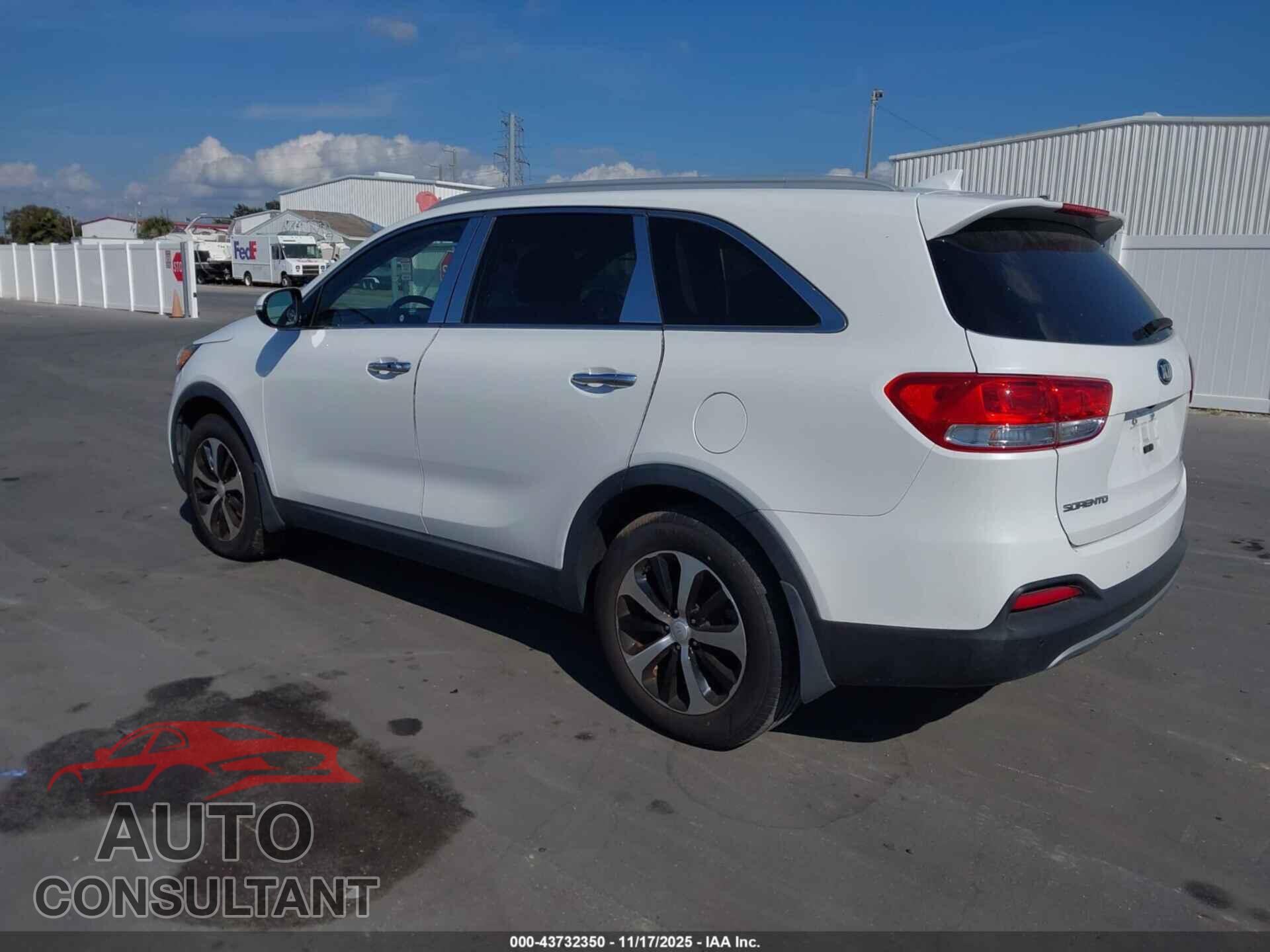 KIA SORENTO 2017 - 5XYPH4A59HG294206