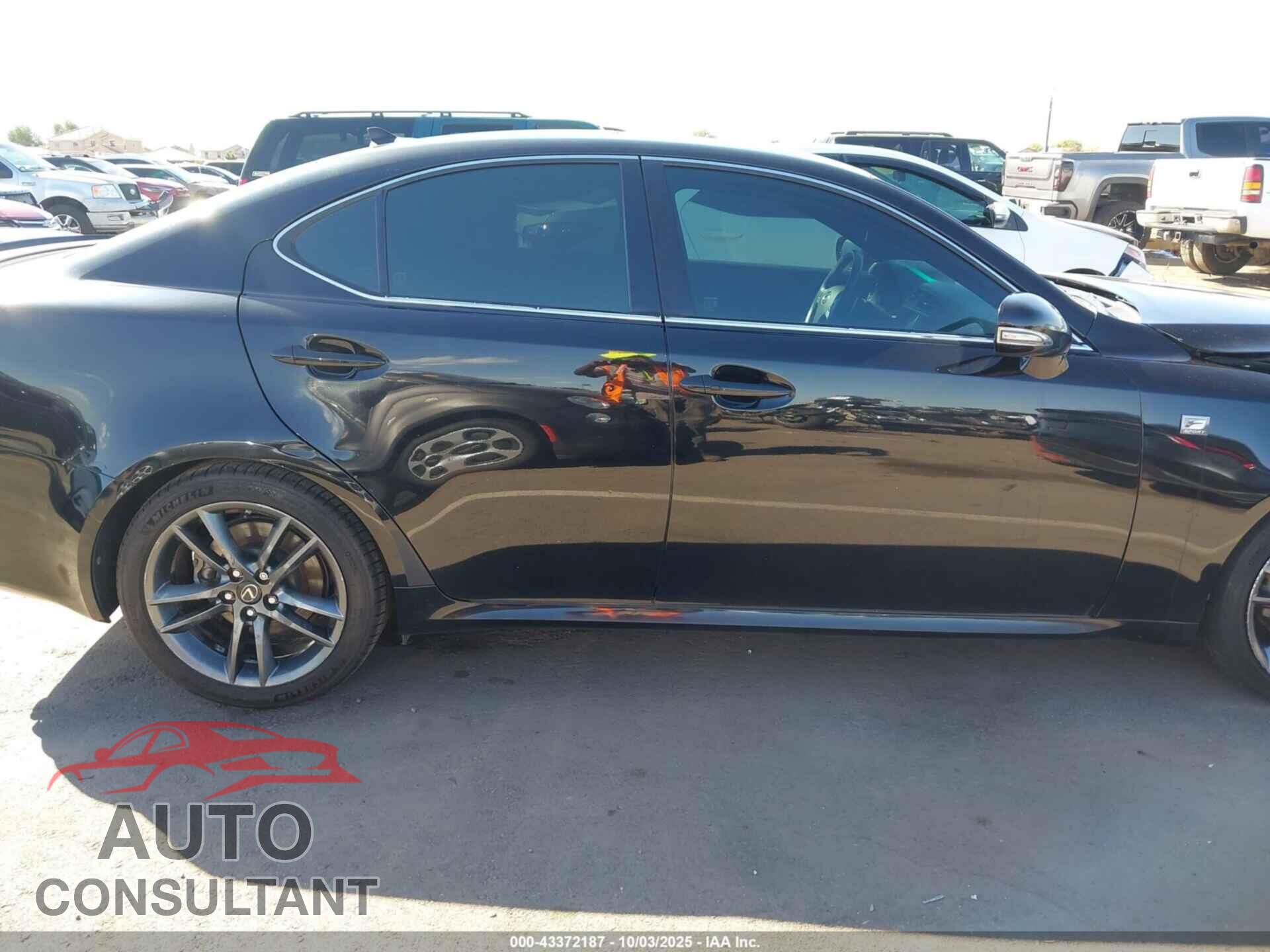 LEXUS IS 250 2011 - JTHBF5C23B5129890