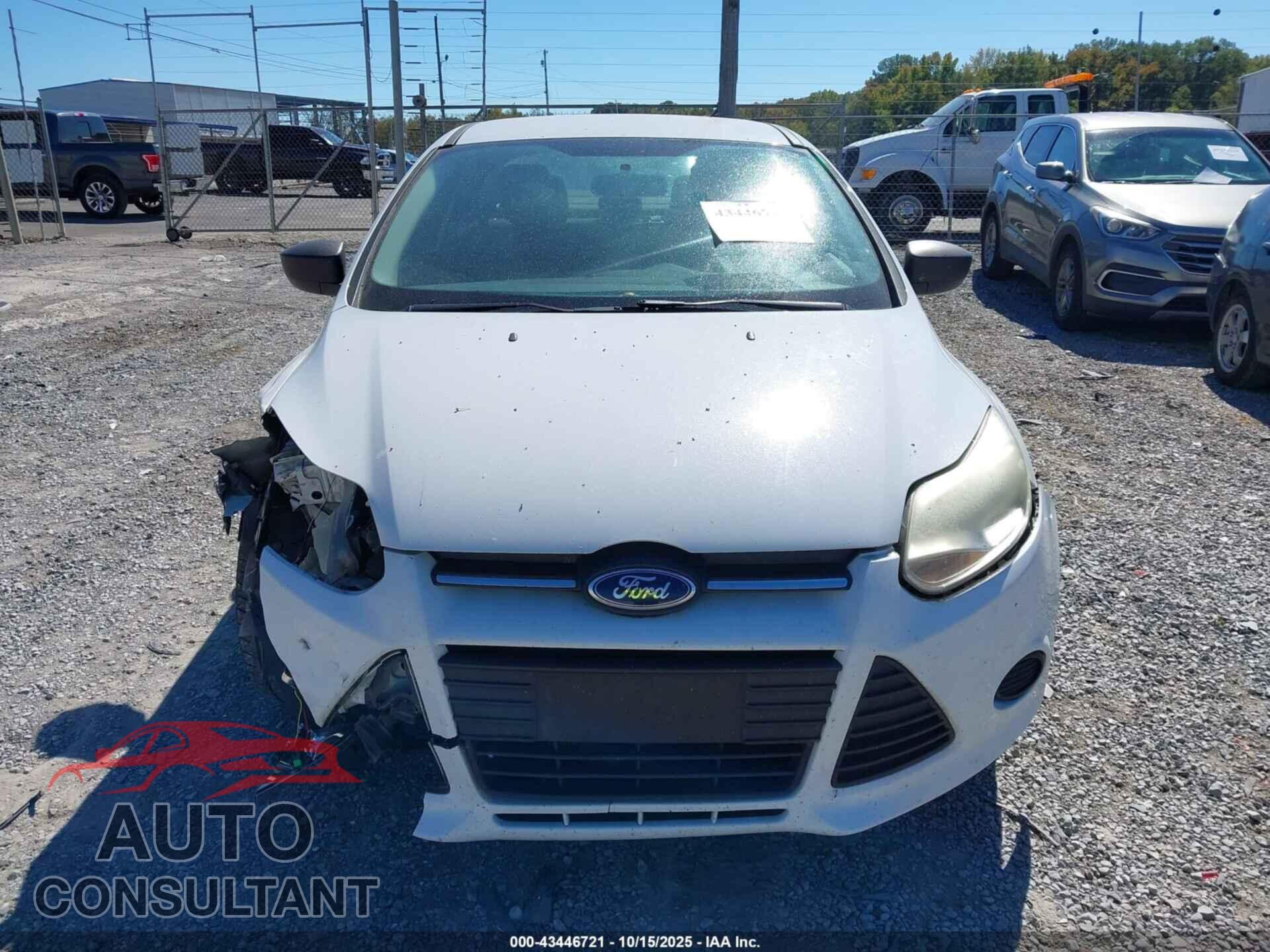 FORD FOCUS 2014 - 1FADP3E23EL150821