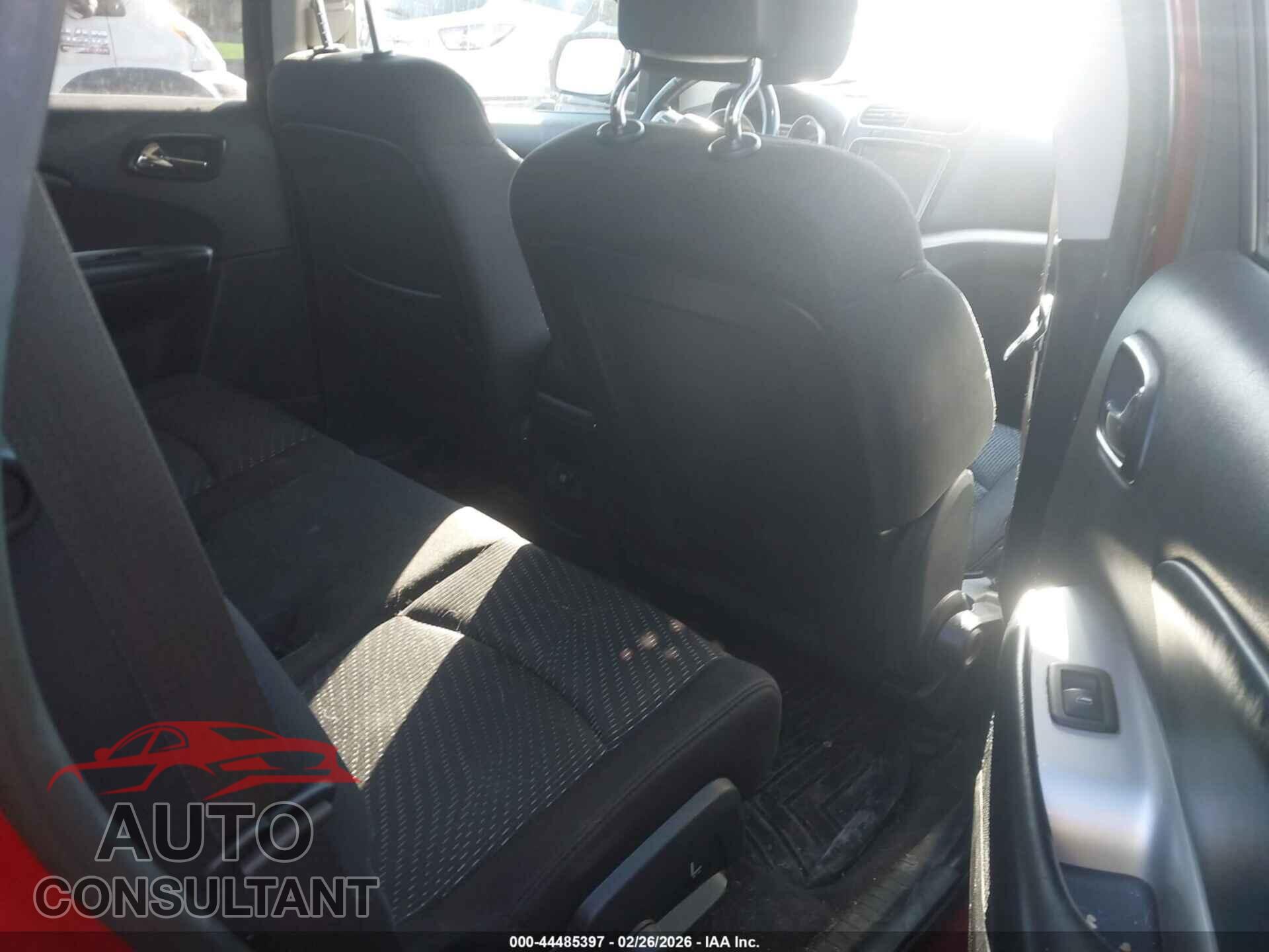 DODGE JOURNEY 2017 - 3C4PDCBB6HT612849