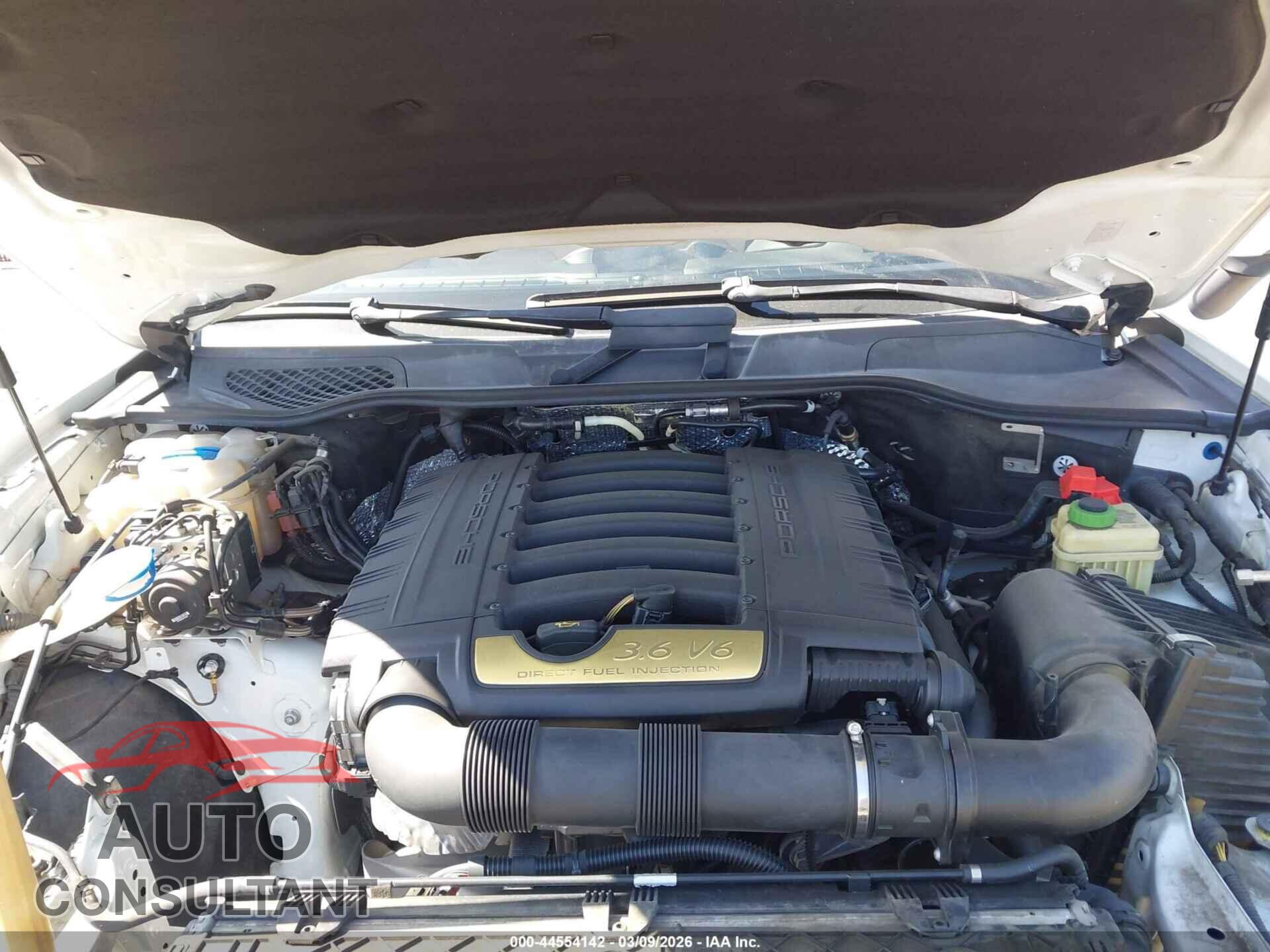 PORSCHE CAYENNE 2016 - WP1AA2A25GLA09300
