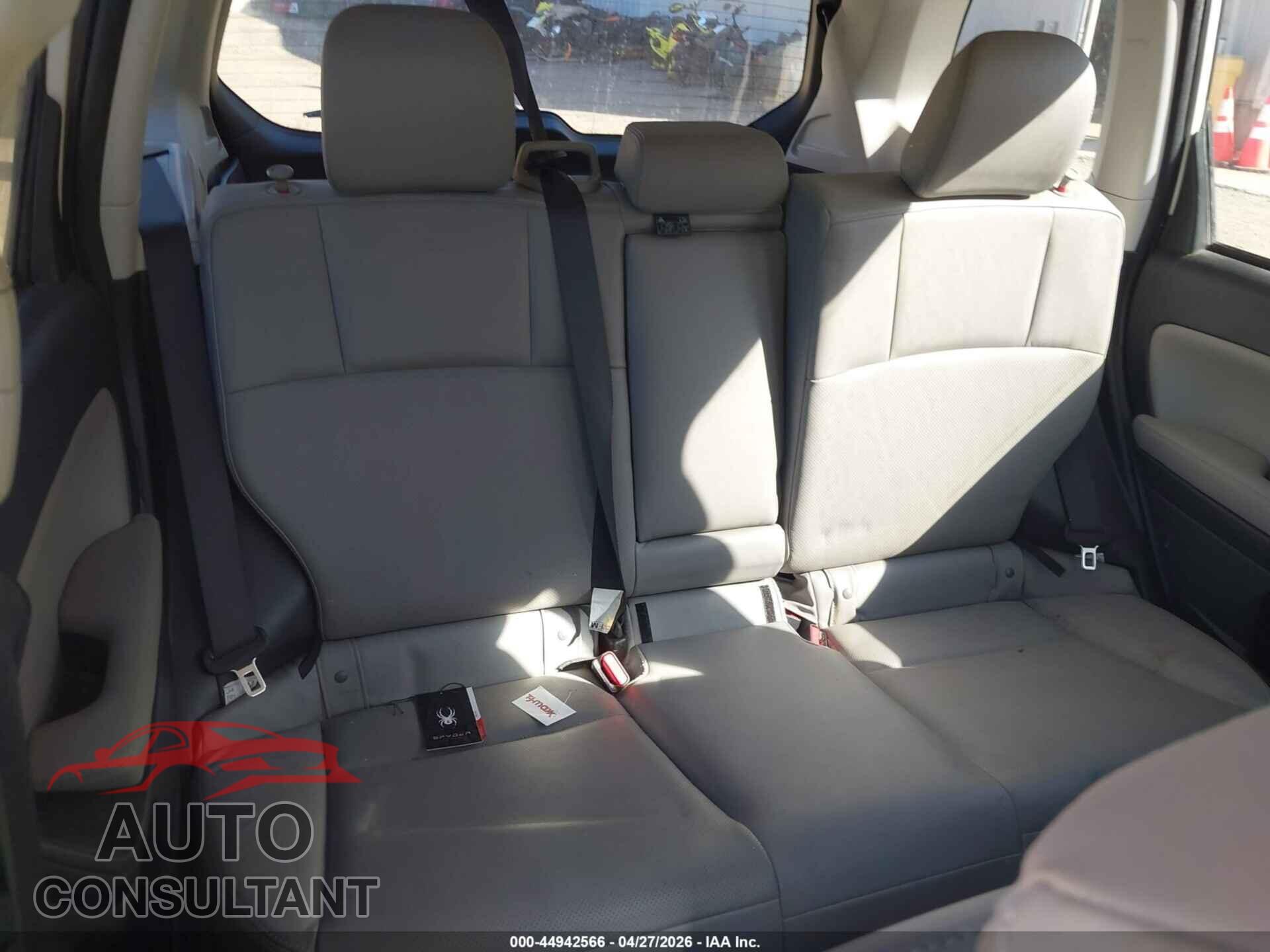 SUBARU FORESTER 2016 - JF2SJARC6GH526056
