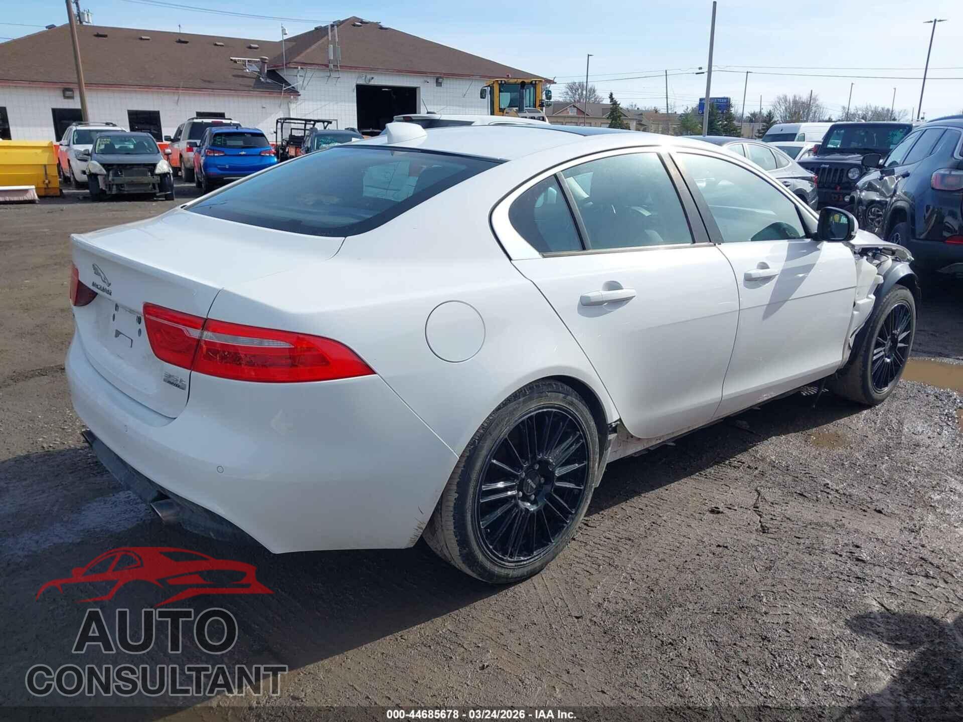 JAGUAR XE 2017 - SAJAJ4BV5HA968362