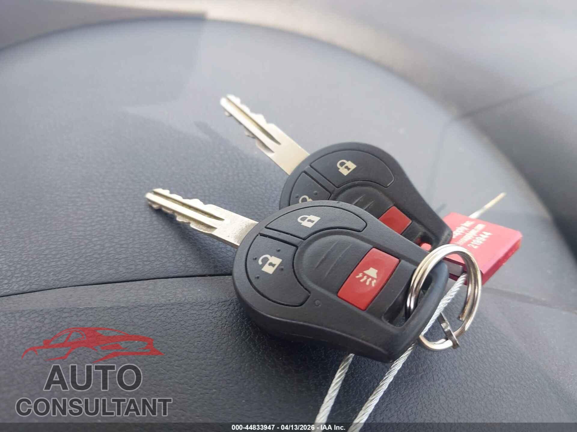 NISSAN VERSA NOTE 2017 - 3N1CE2CP7HL360600