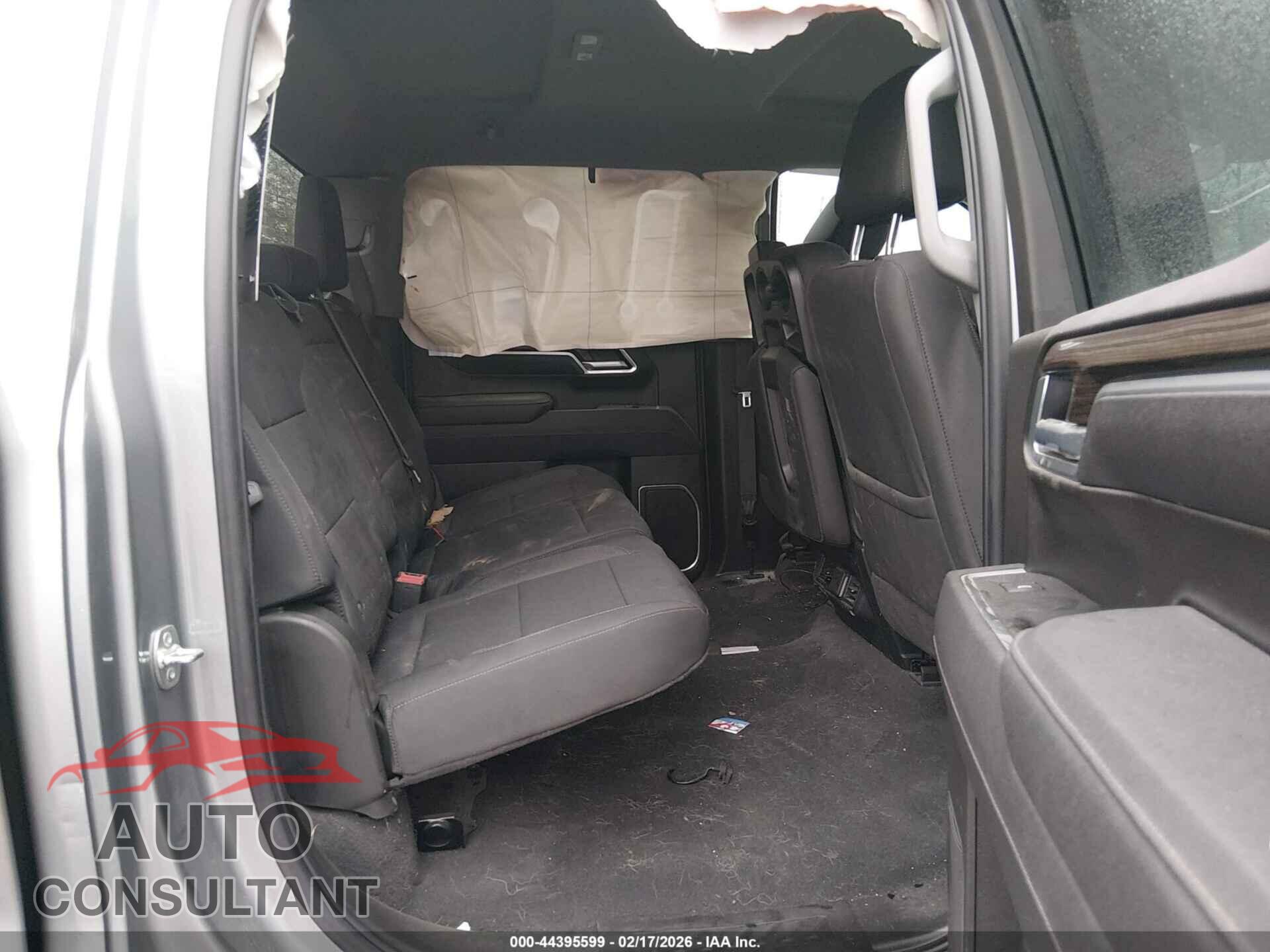 CHEVROLET SILVERADO 1500 2026 - 2GCUKEED2T1113607