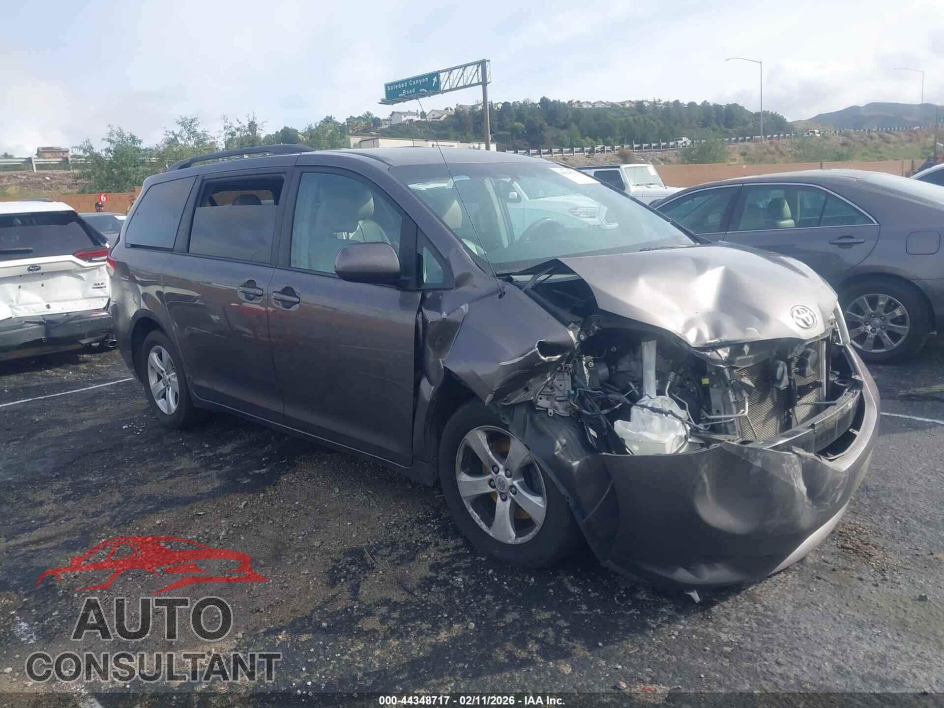 TOYOTA SIENNA 2013 - 5TDKK3DC7DS397315