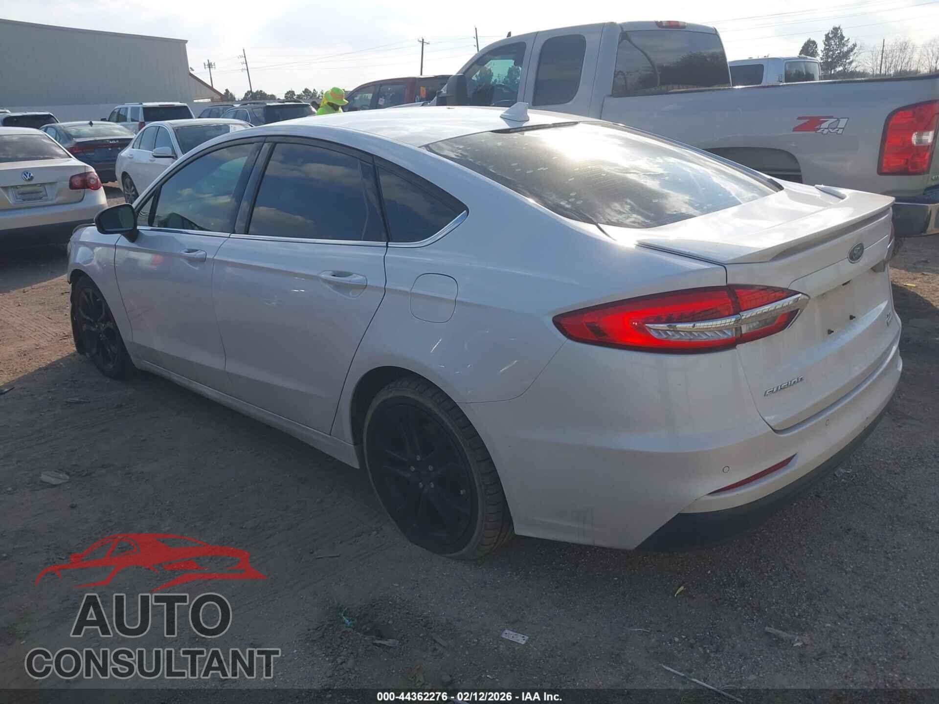 FORD FUSION 2019 - 3FA6P0HD0KR250277