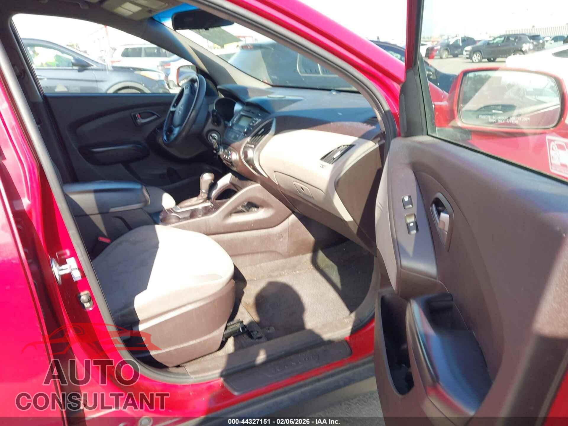 HYUNDAI TUCSON 2015 - KM8JT3AF9FU100109