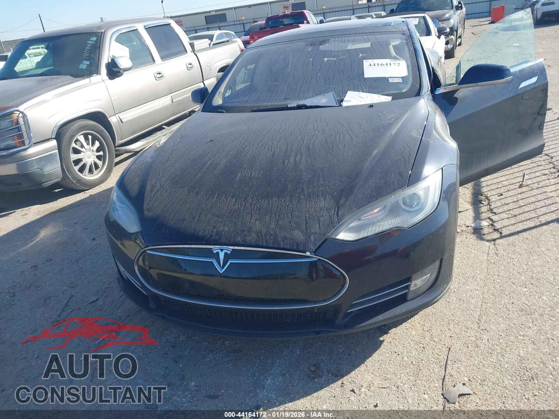 TESLA MODEL S 2014 - 5YJSA1H13EFP39784