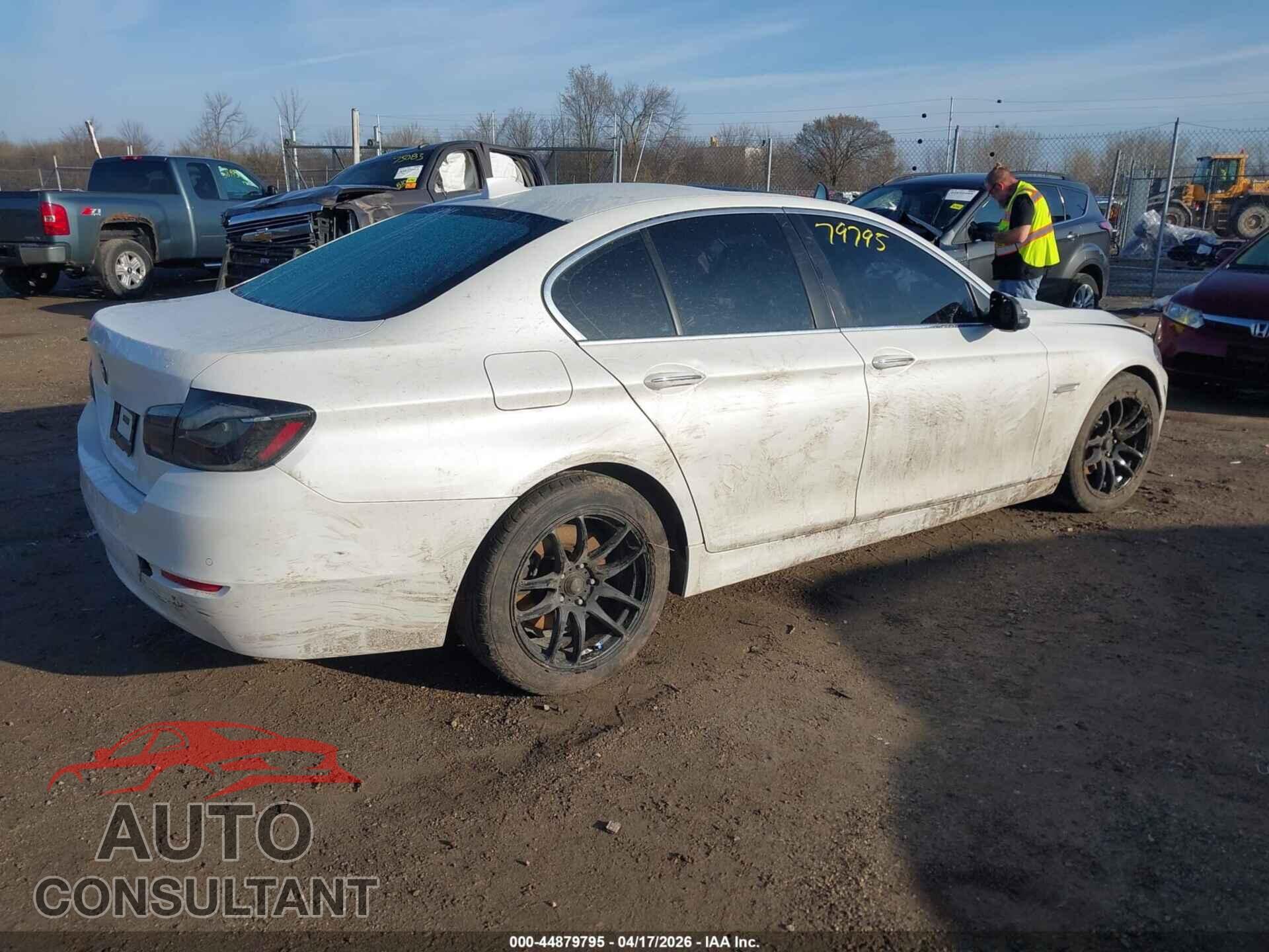 BMW 528I 2014 - WBA5A7C50ED219394