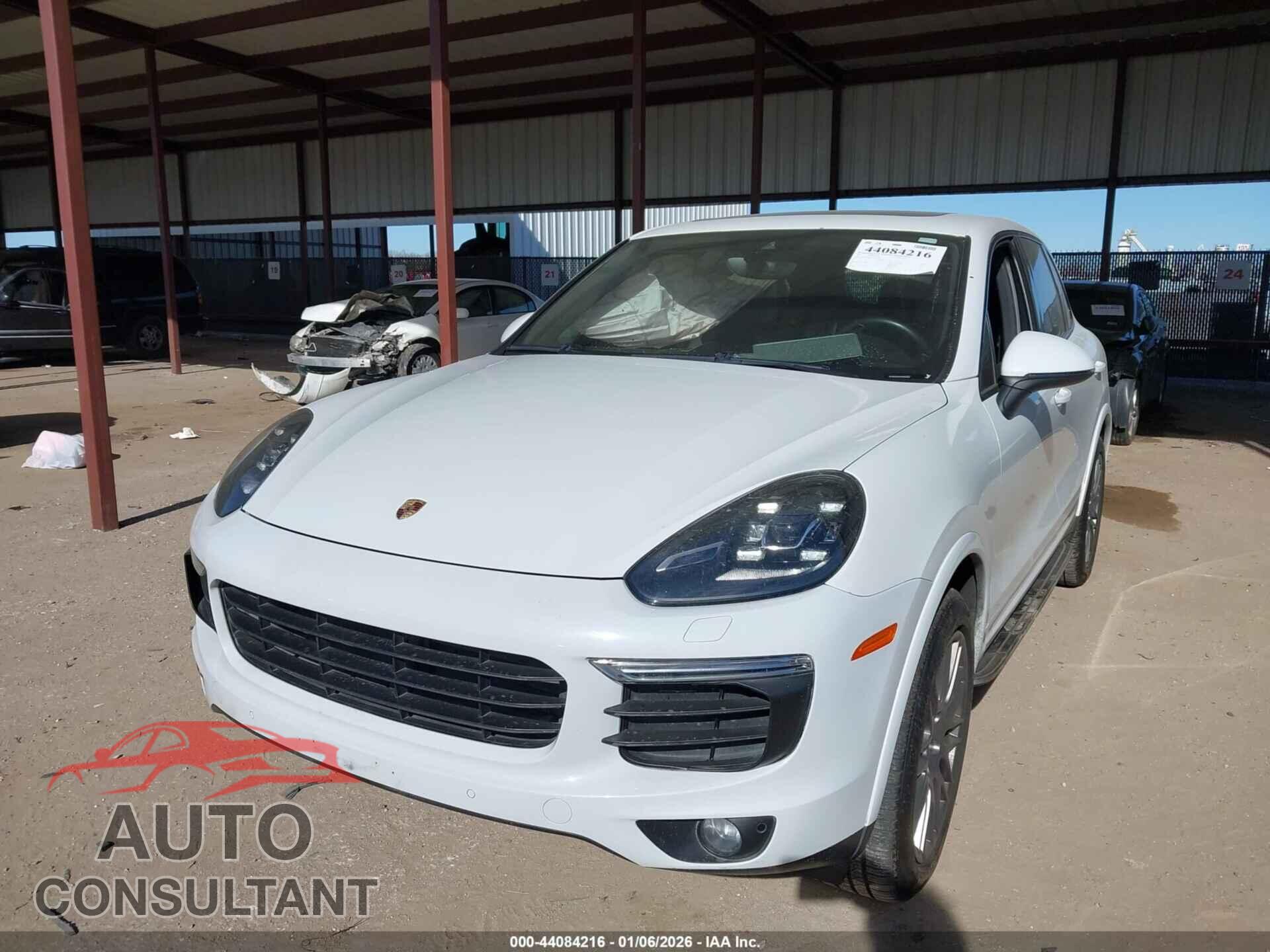 PORSCHE CAYENNE 2017 - WP1AA2A21HKA84809
