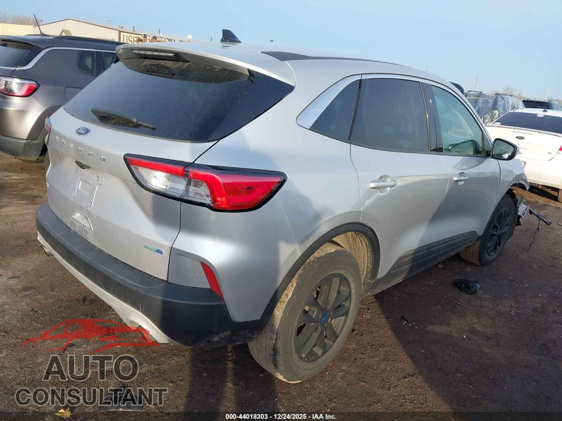 FORD ESCAPE 2020 - 1FMCU9G65LUA52376