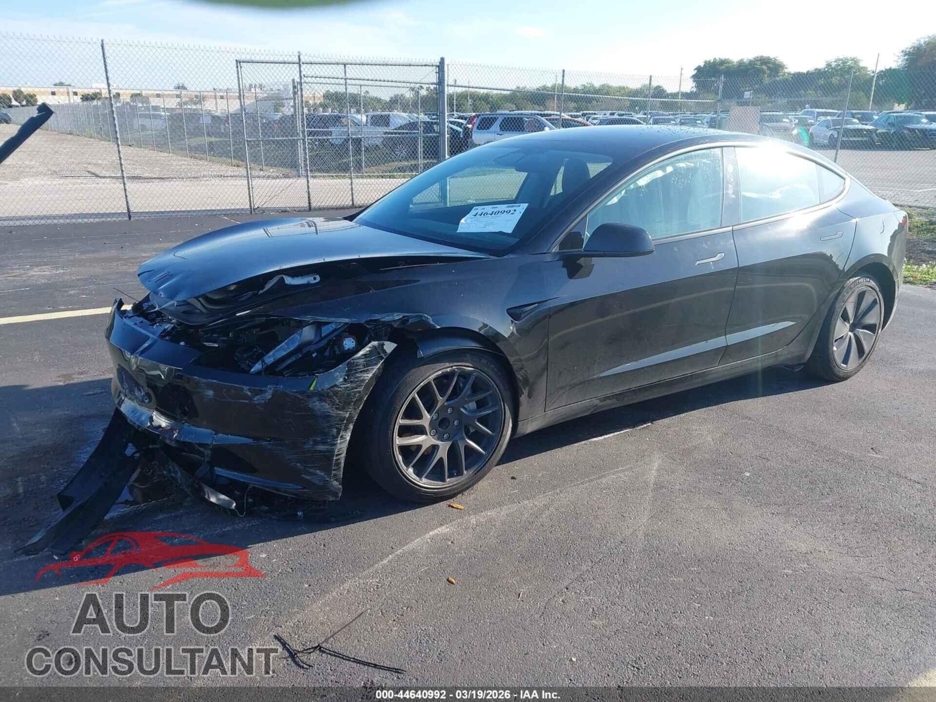 TESLA MODEL 3 2026 - 5YJ3E1EA9TF140138