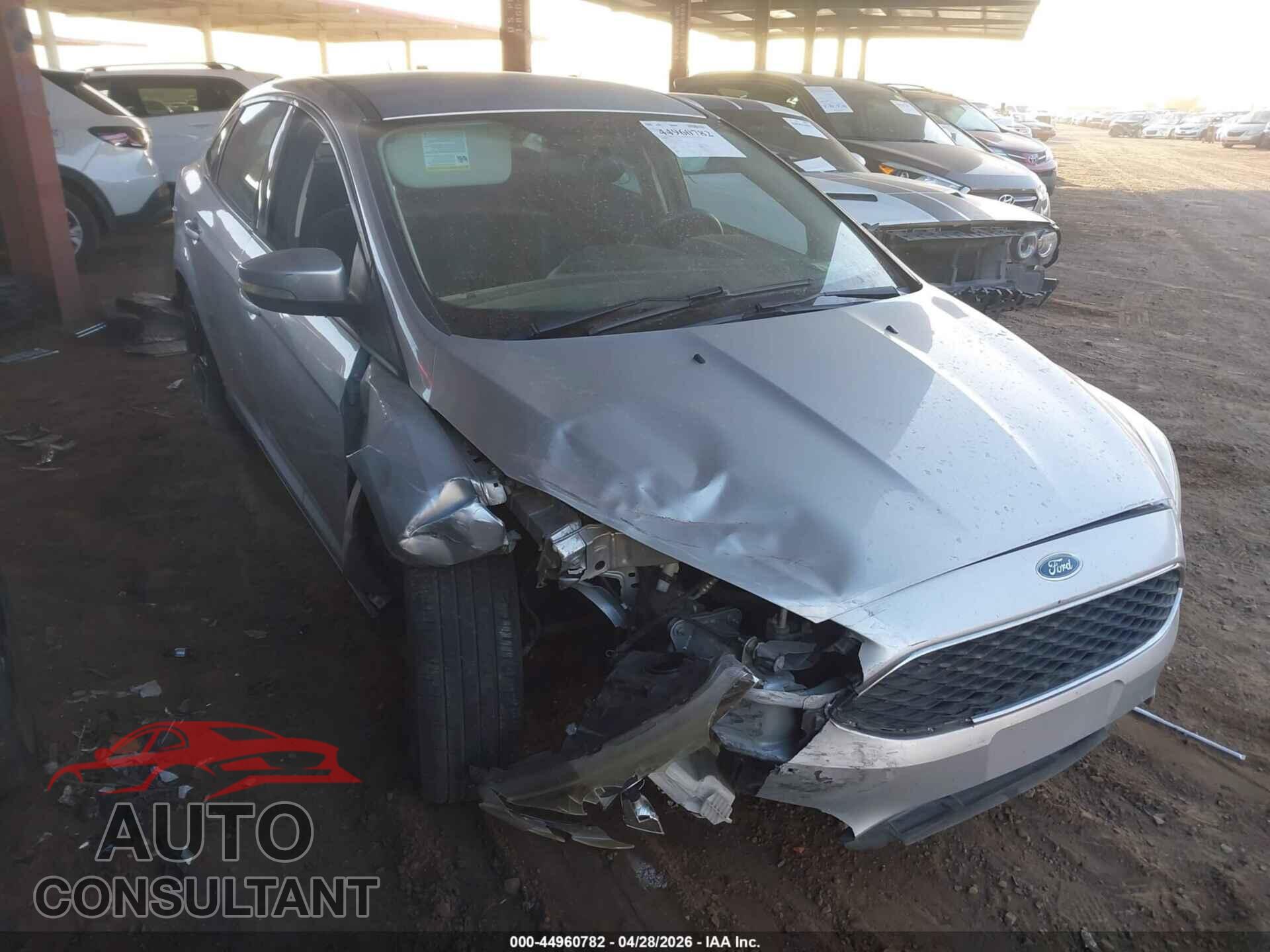 FORD FOCUS 2016 - 1FADP3F26GL319621