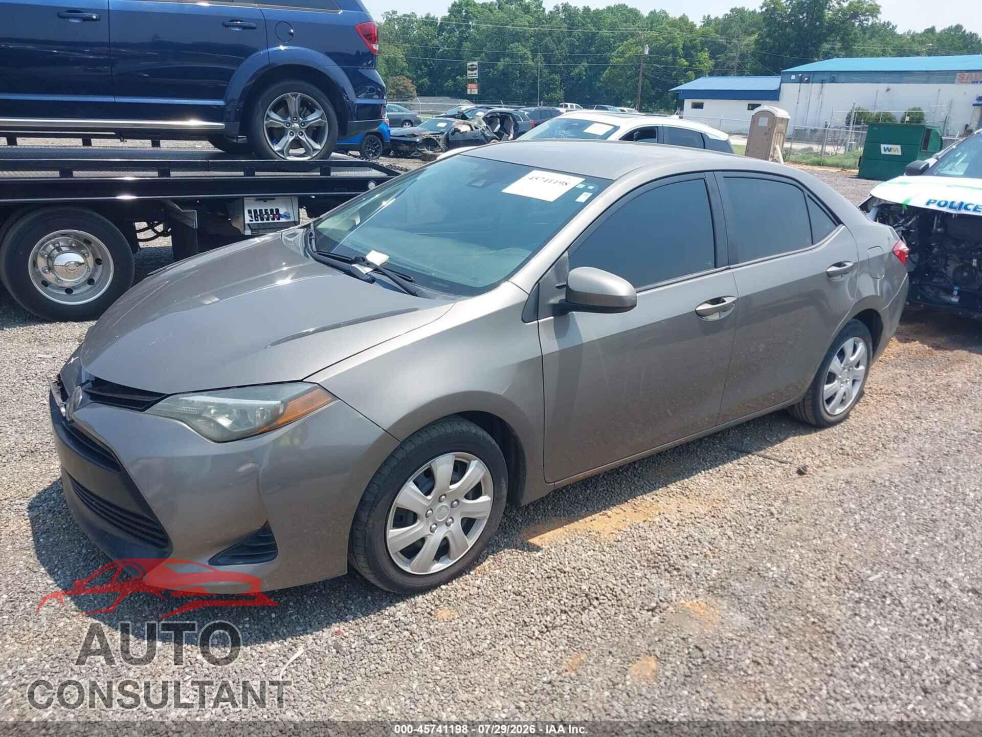 TOYOTA COROLLA 2018 - 2T1BURHE2JC016306