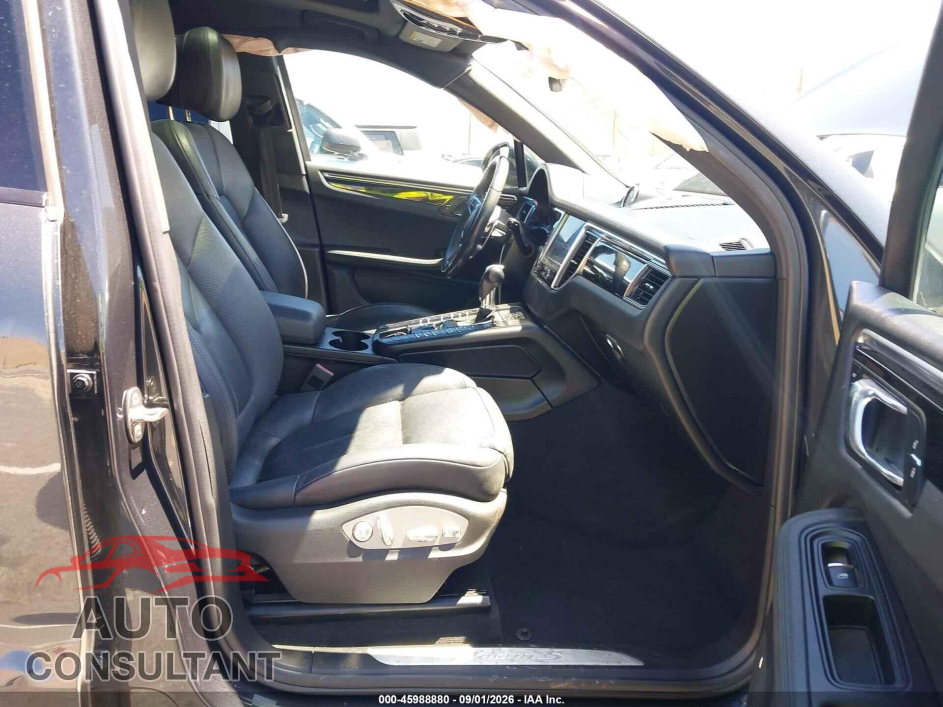 PORSCHE MACAN 2018 - WP1AB2A56JLB40556
