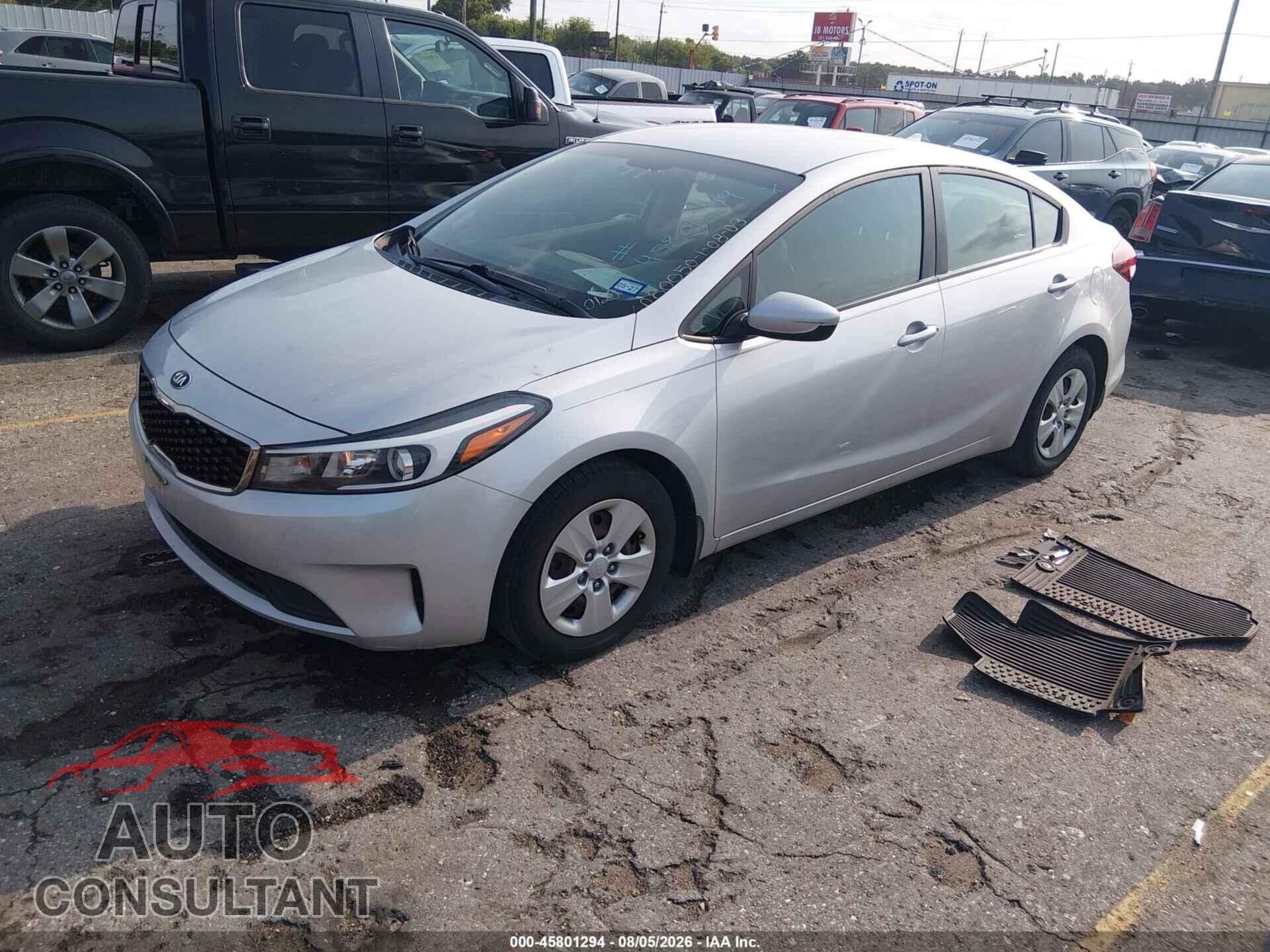 KIA FORTE 2017 - 3KPFK4A74HE160120