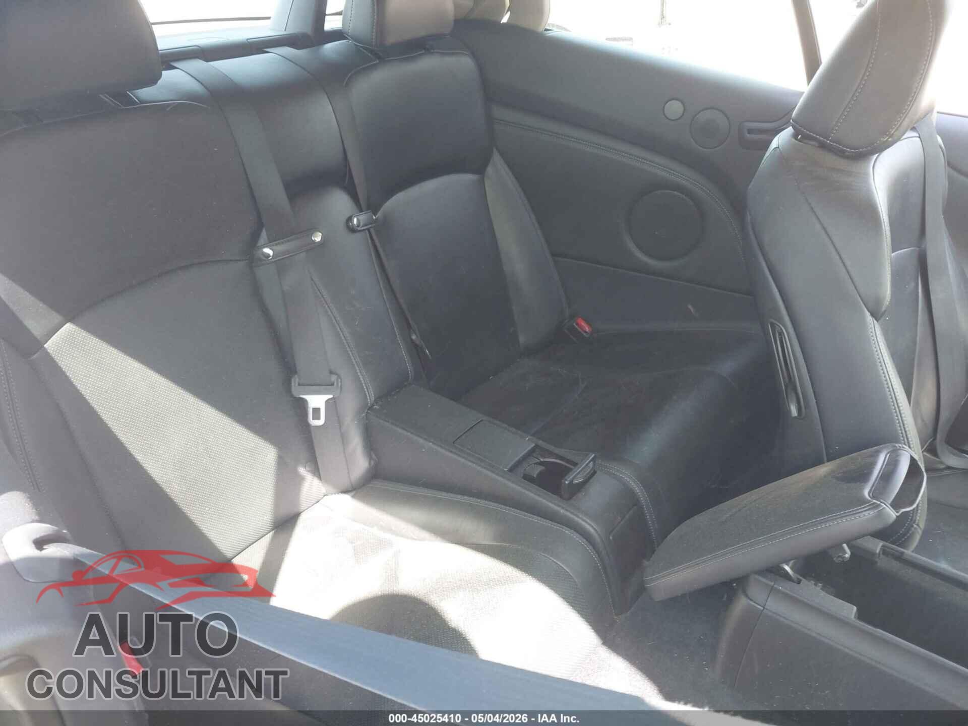 LEXUS IS 250C 2013 - JTHFF2C21D2529029
