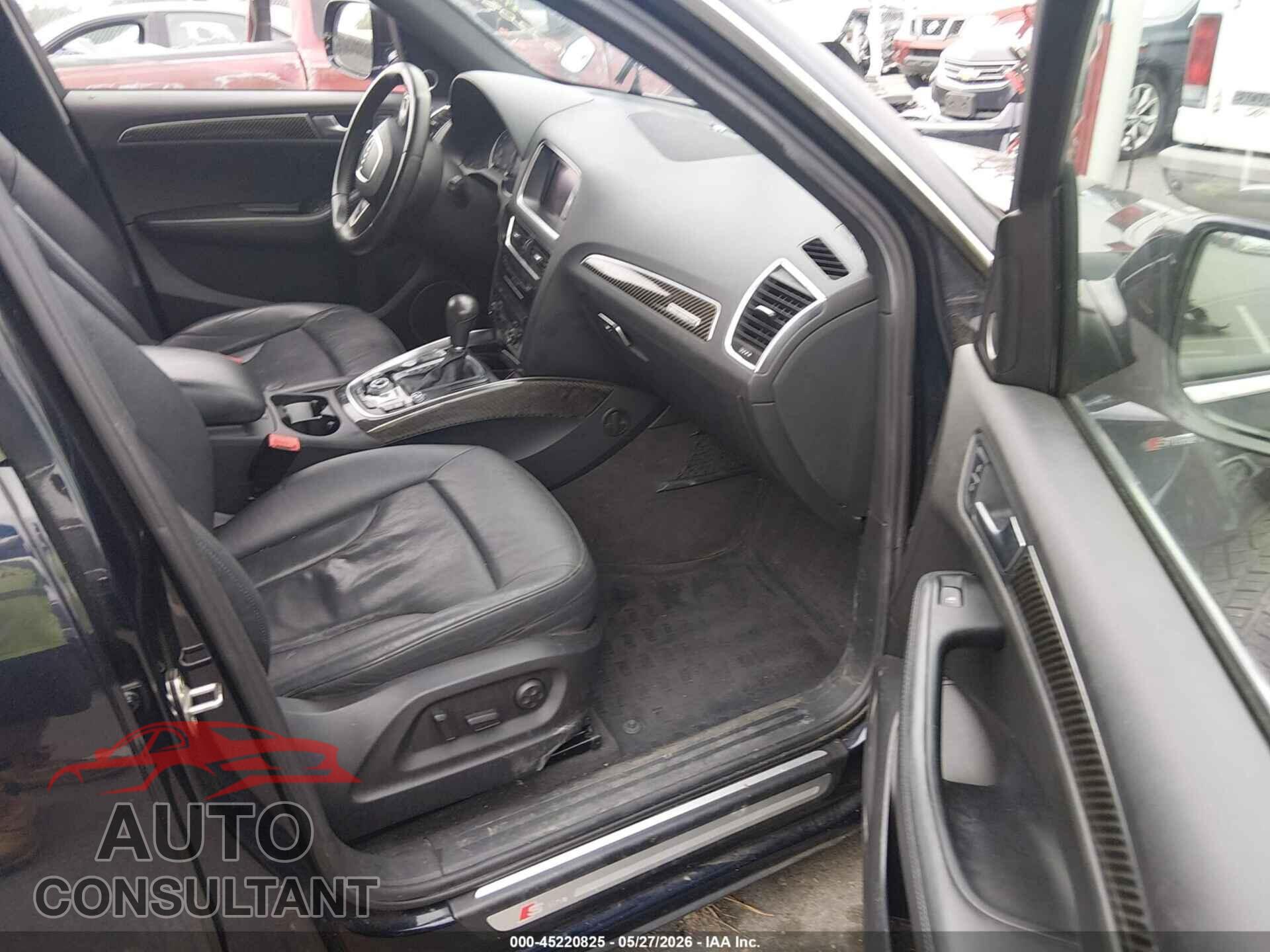 AUDI Q5 2010 - WA1WKAFP2AA066621