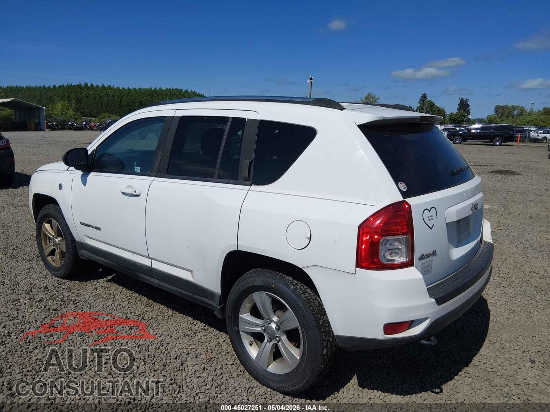 JEEP COMPASS 2011 - 1J4NF1FB9BD280073