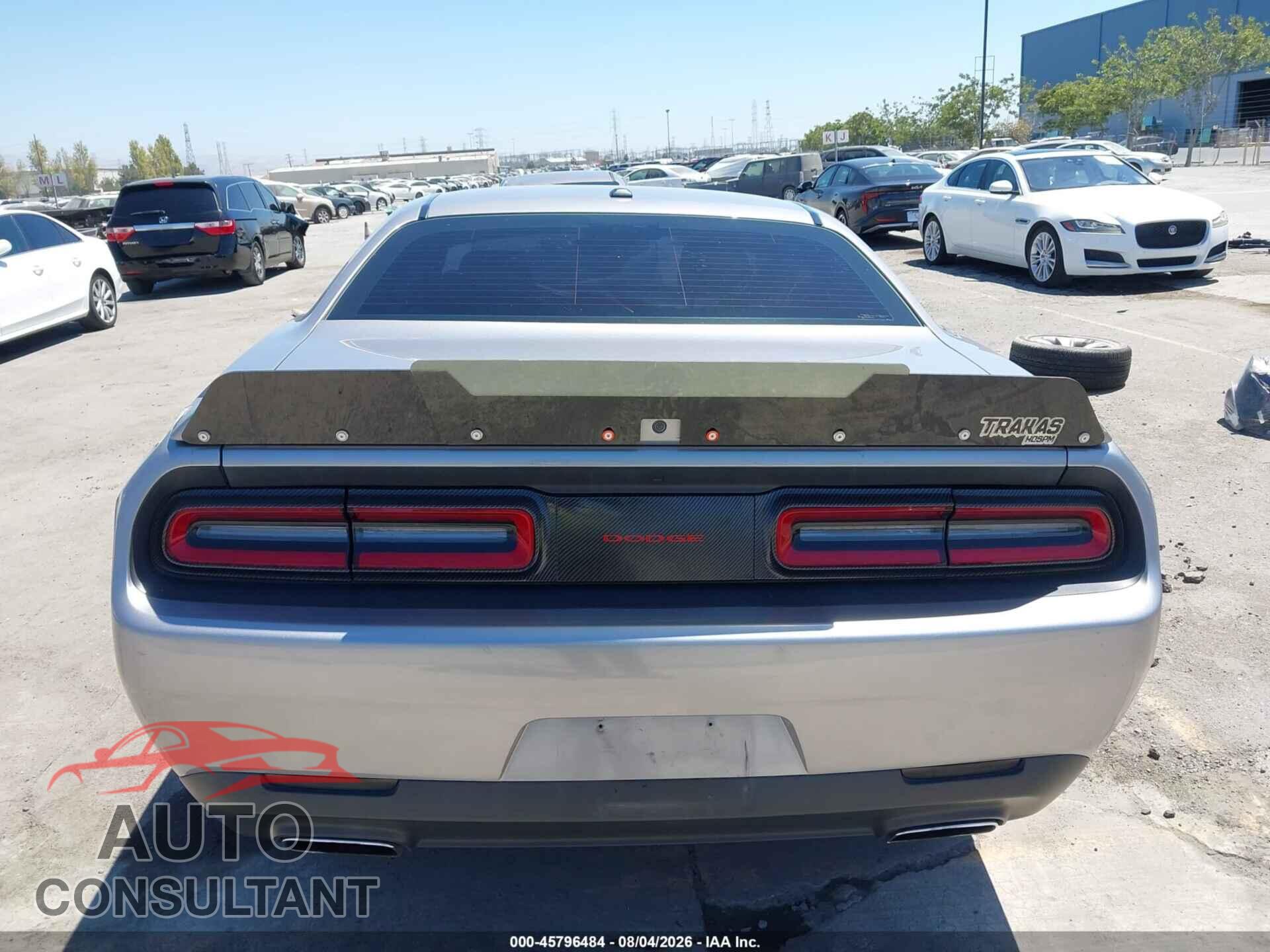 DODGE CHALLENGER 2018 - 2C3CDZAGXJH317724