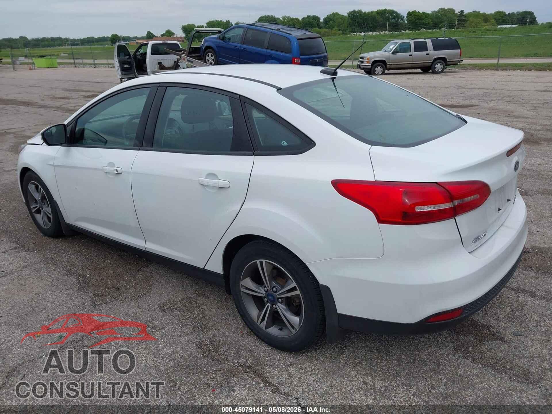 FORD FOCUS 2017 - 1FADP3FE3HL331818
