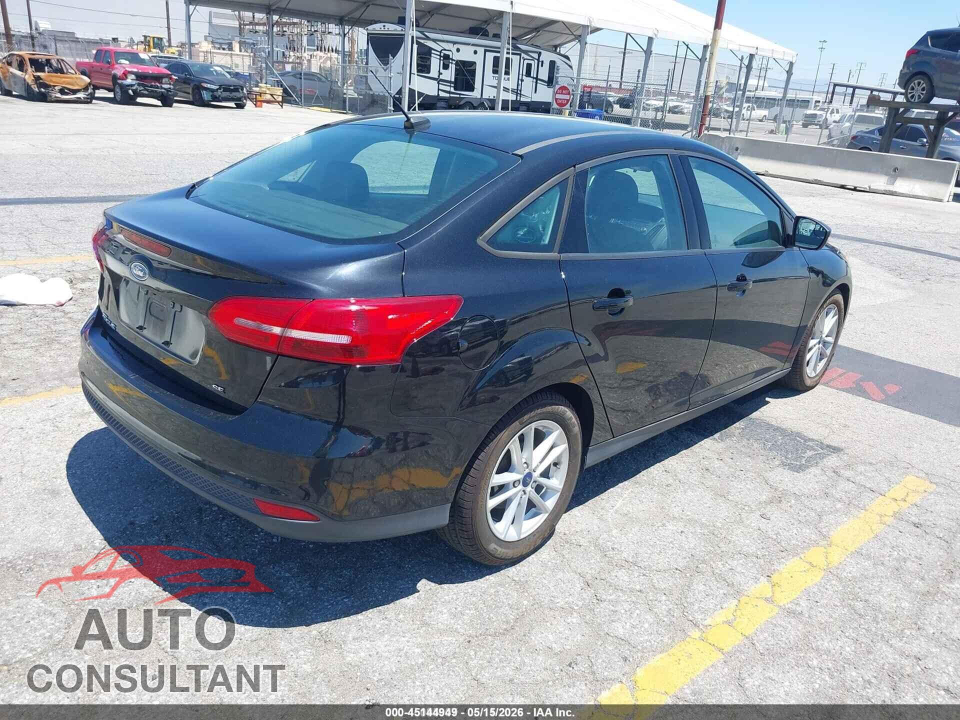 FORD FOCUS 2017 - 1FADP3F23HL329685