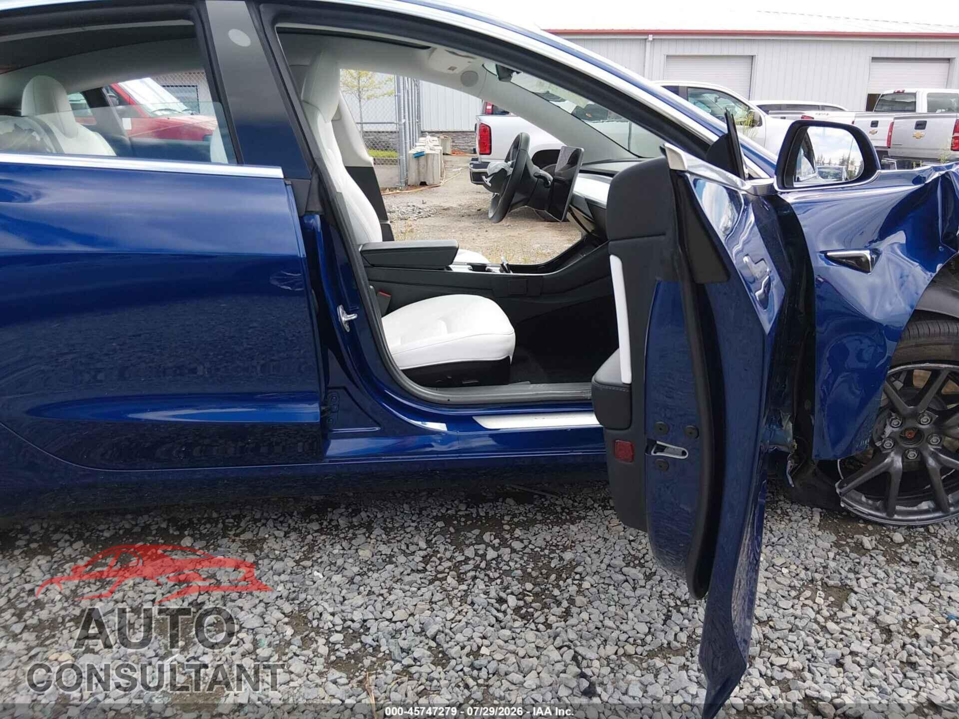 TESLA MODEL 3 2019 - 5YJ3E1EB7KF522112