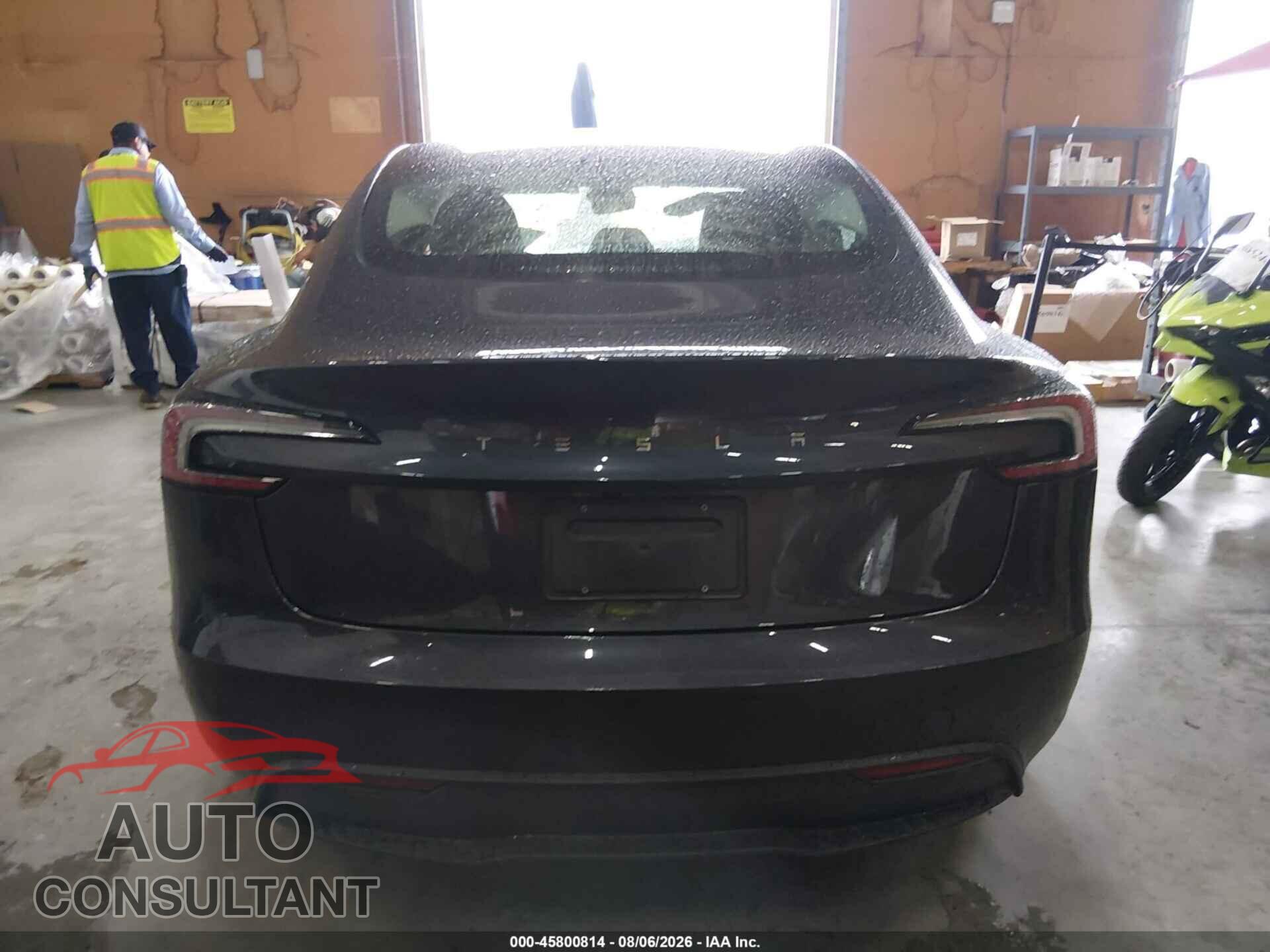 TESLA MODEL 3 2025 - 5YJ3E1EA9SF907436