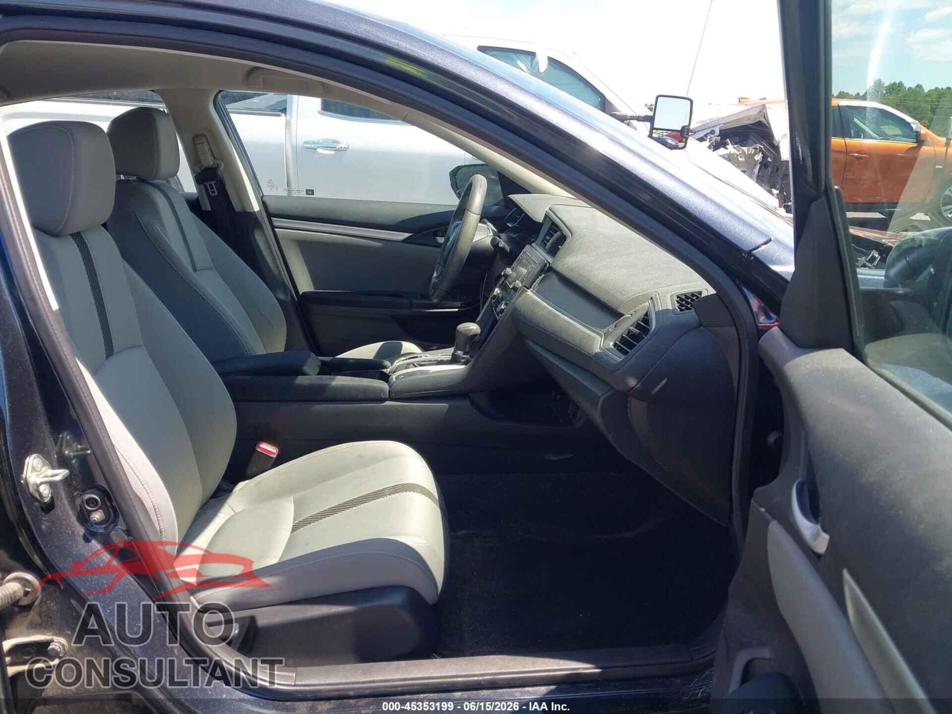 HONDA CIVIC 2017 - 19XFC2F55HE215411
