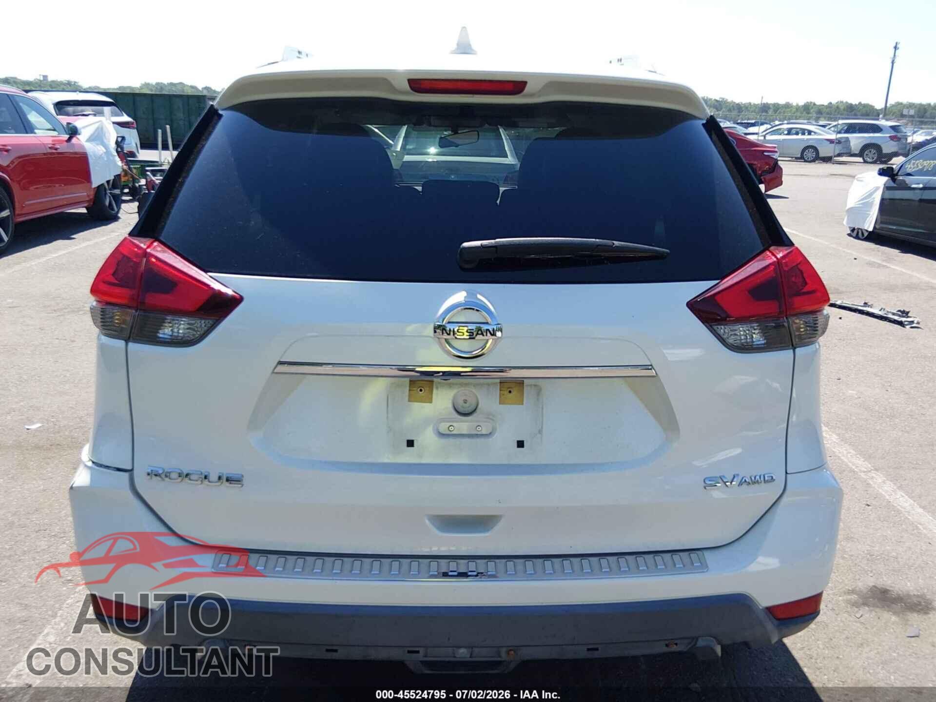 NISSAN ROGUE 2018 - KNMAT2MVXJP582663
