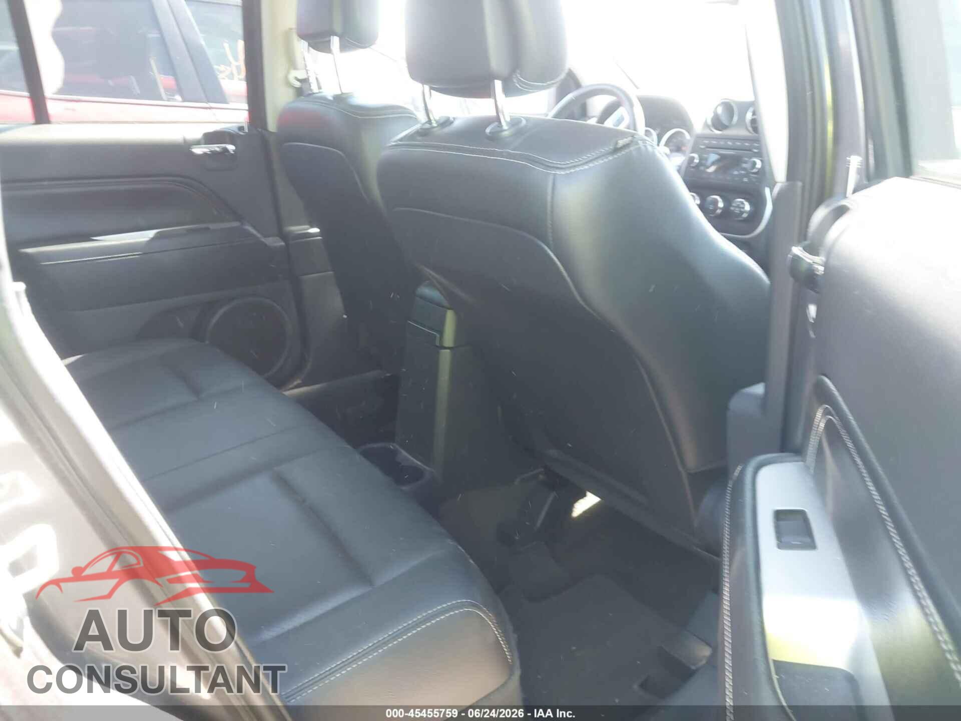 JEEP COMPASS 2017 - 1C4NJCEB8HD184929