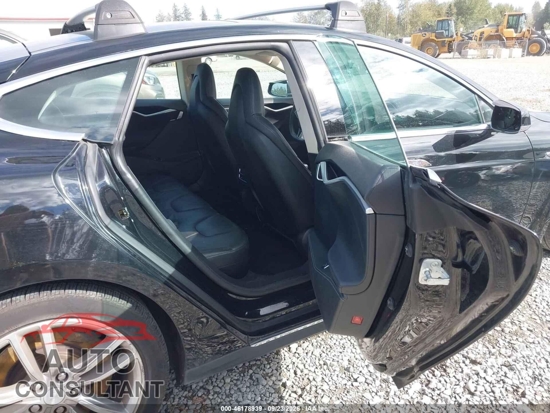 TESLA MODEL S 2013 - 5YJSA1CP4DFP23376