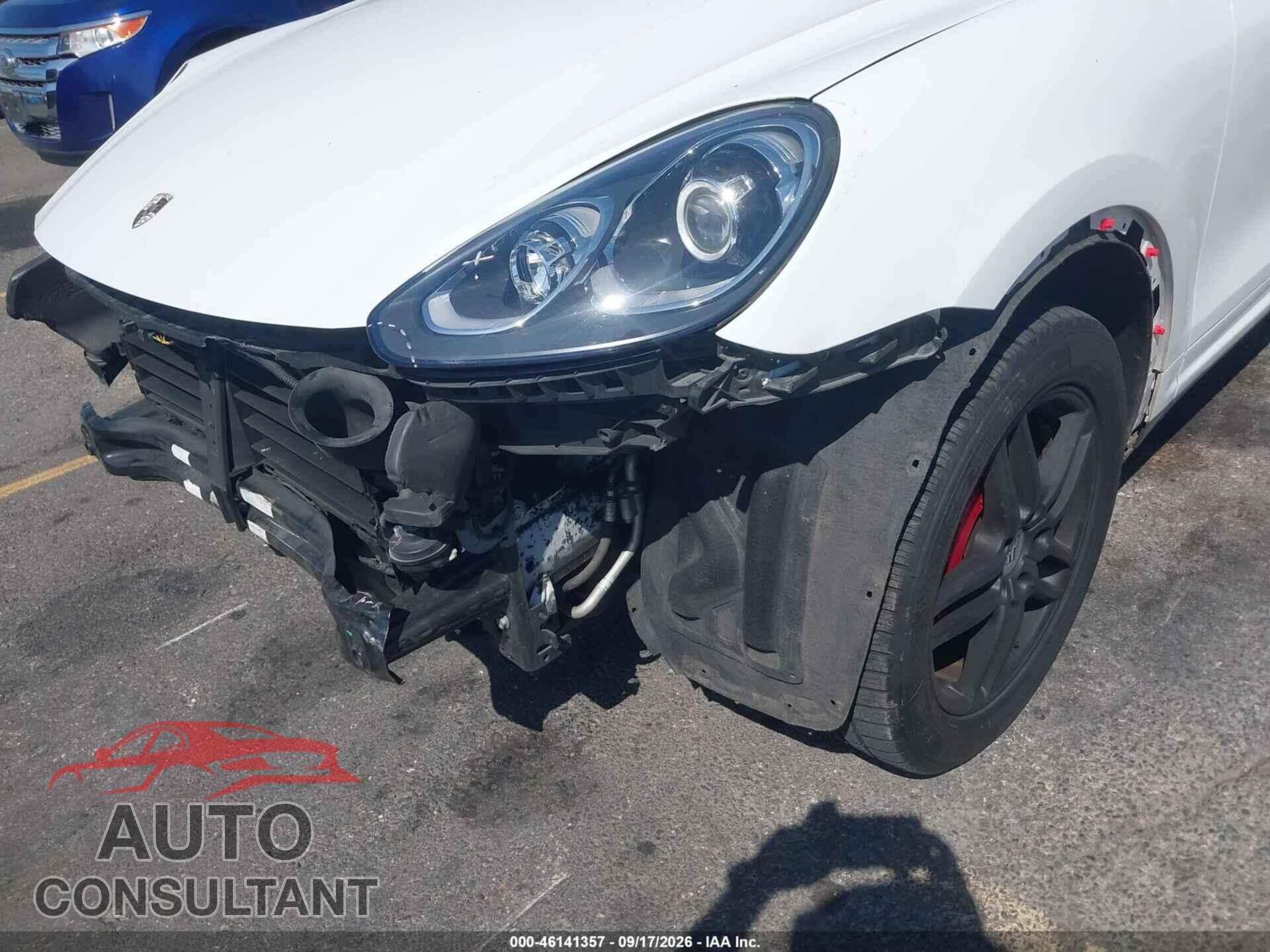 PORSCHE CAYENNE 2016 - WP1AA2A29GLA04794