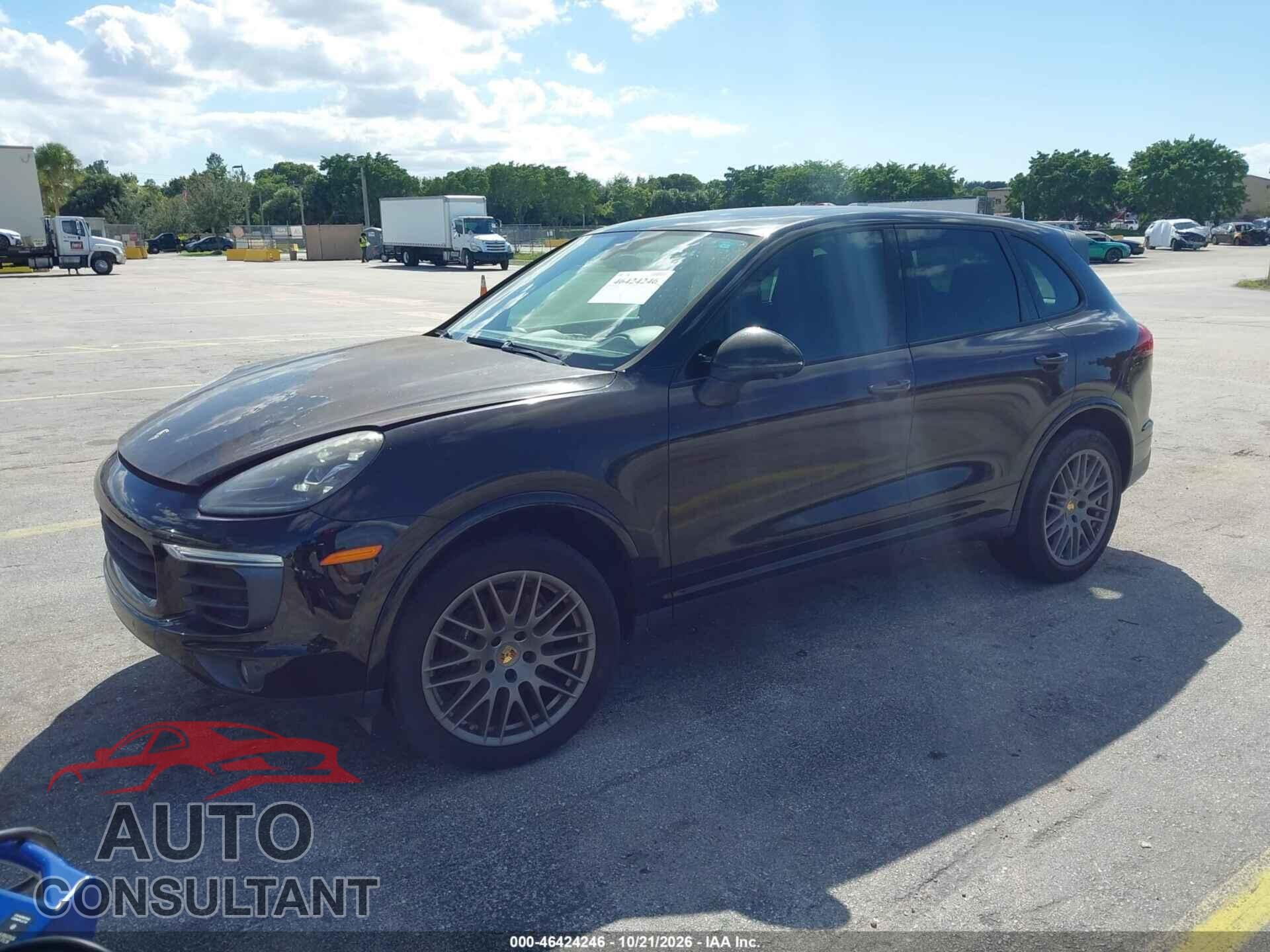PORSCHE CAYENNE 2017 - WP1AA2A24HKA83900