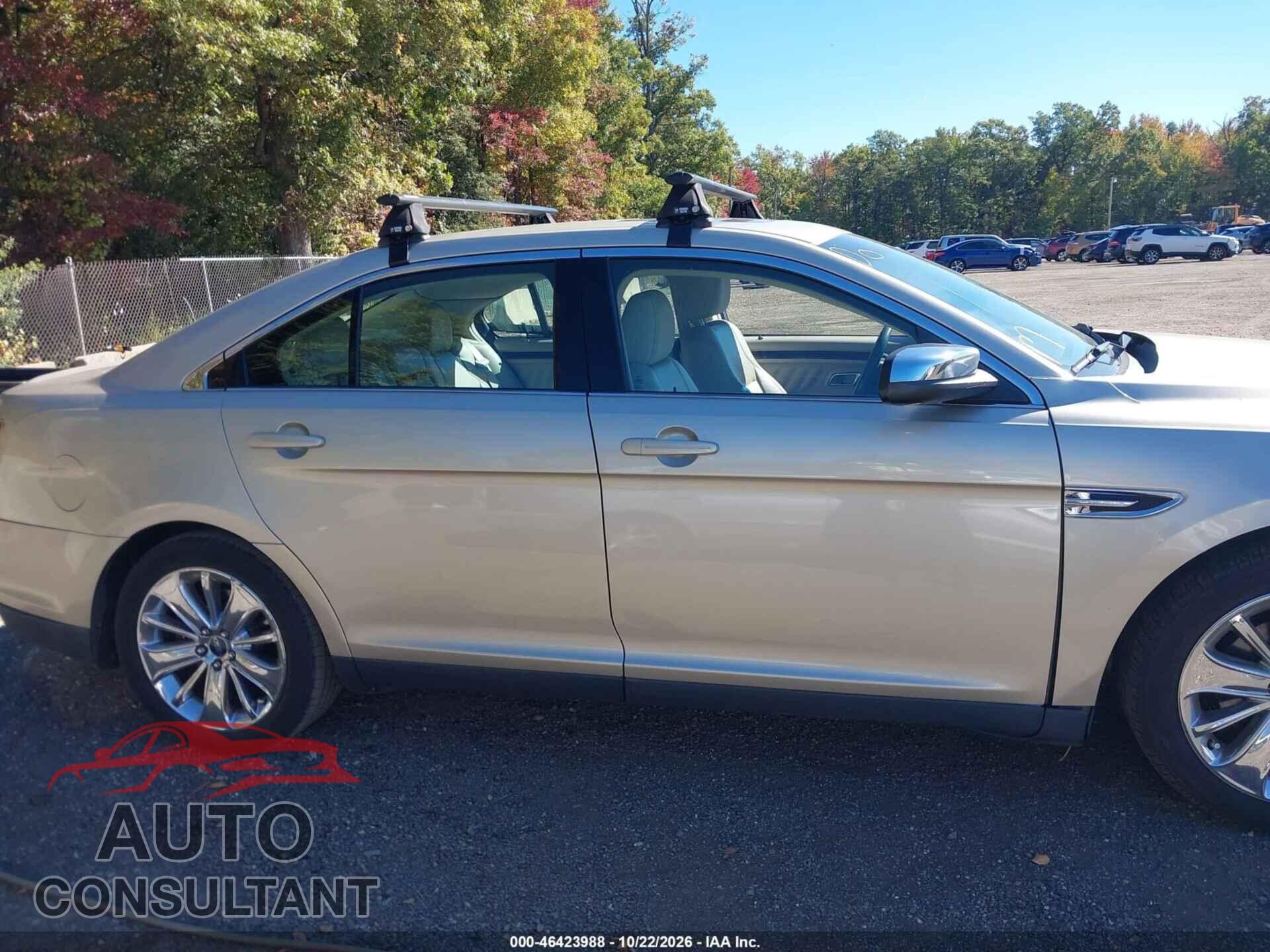 FORD TAURUS 2011 - 1FAHP2FW0BG155105