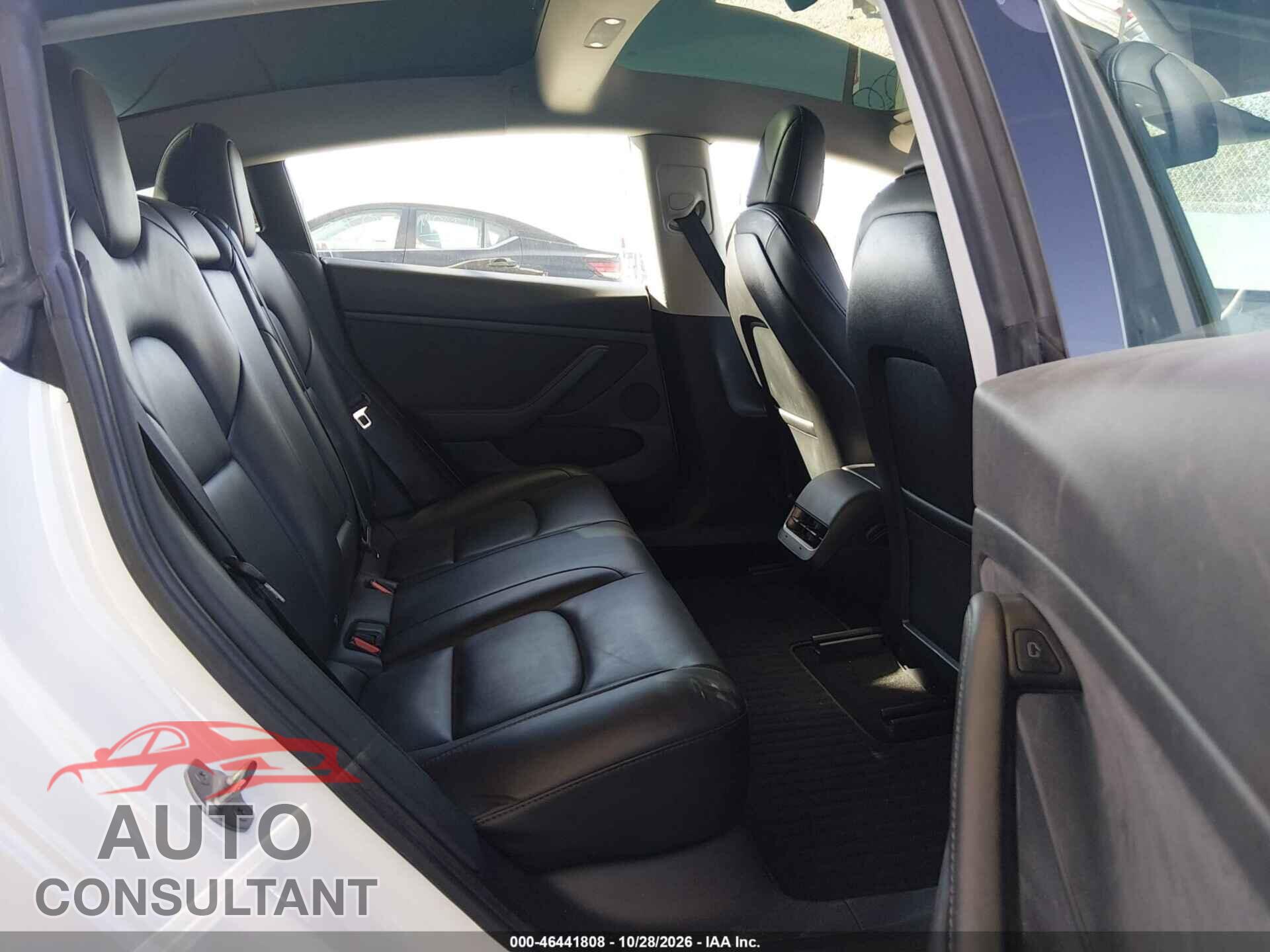 TESLA MODEL 3 2022 - 5YJ3E1EB2NF114296