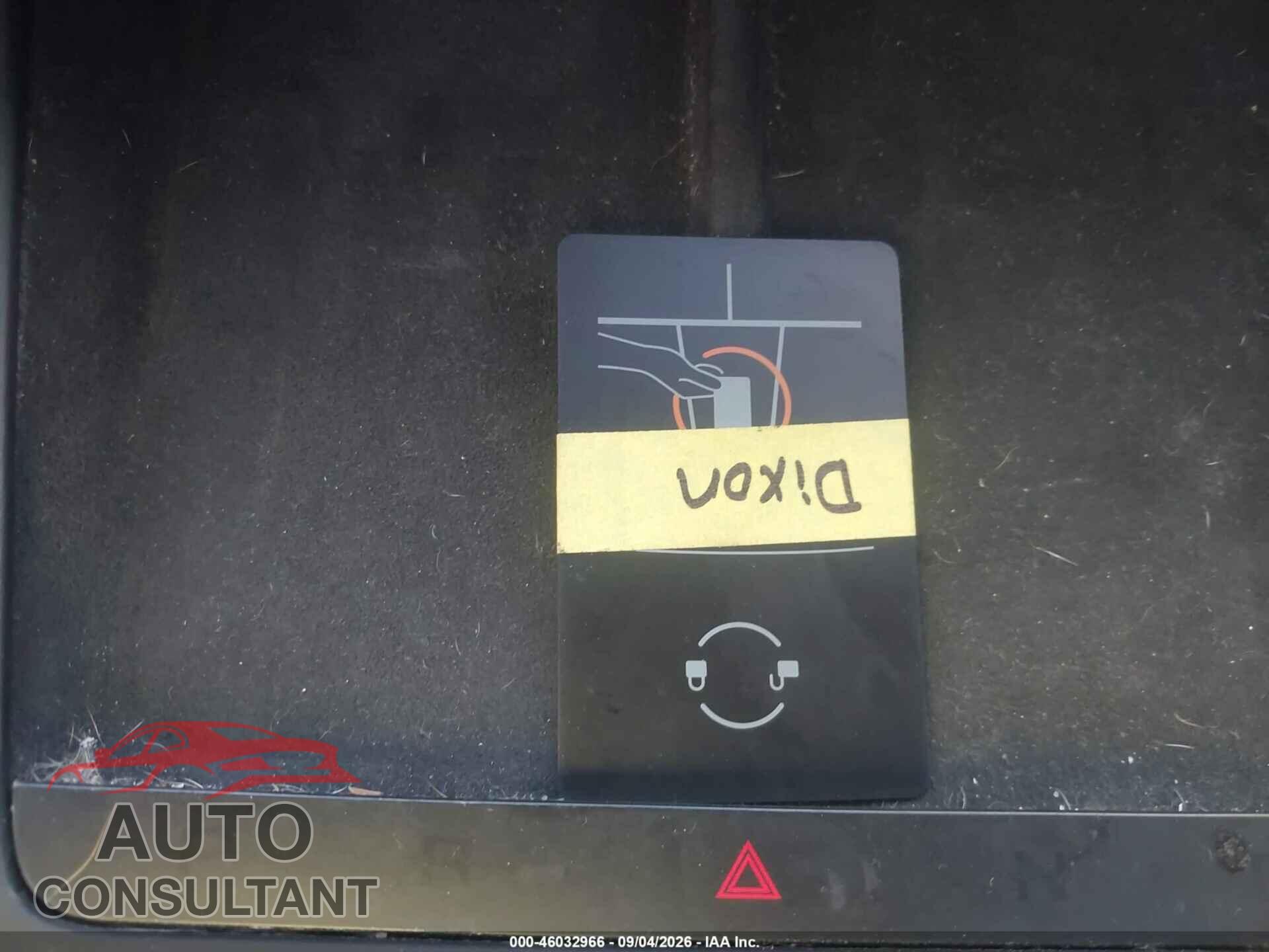 TESLA MODEL S 2023 - 5YJSA1E53PF517675