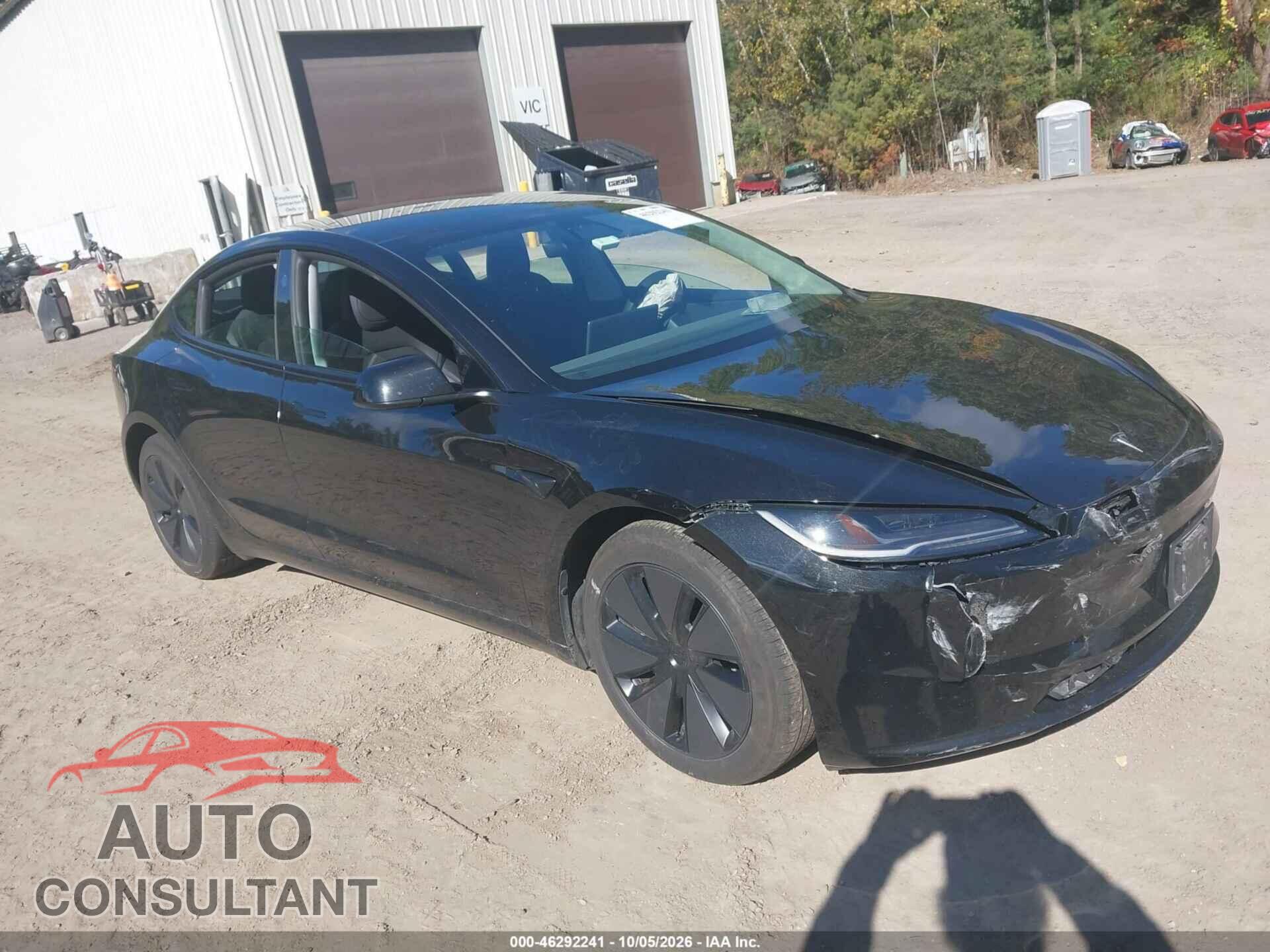 TESLA MODEL 3 2025 - 5YJ3E1EB4SF069616