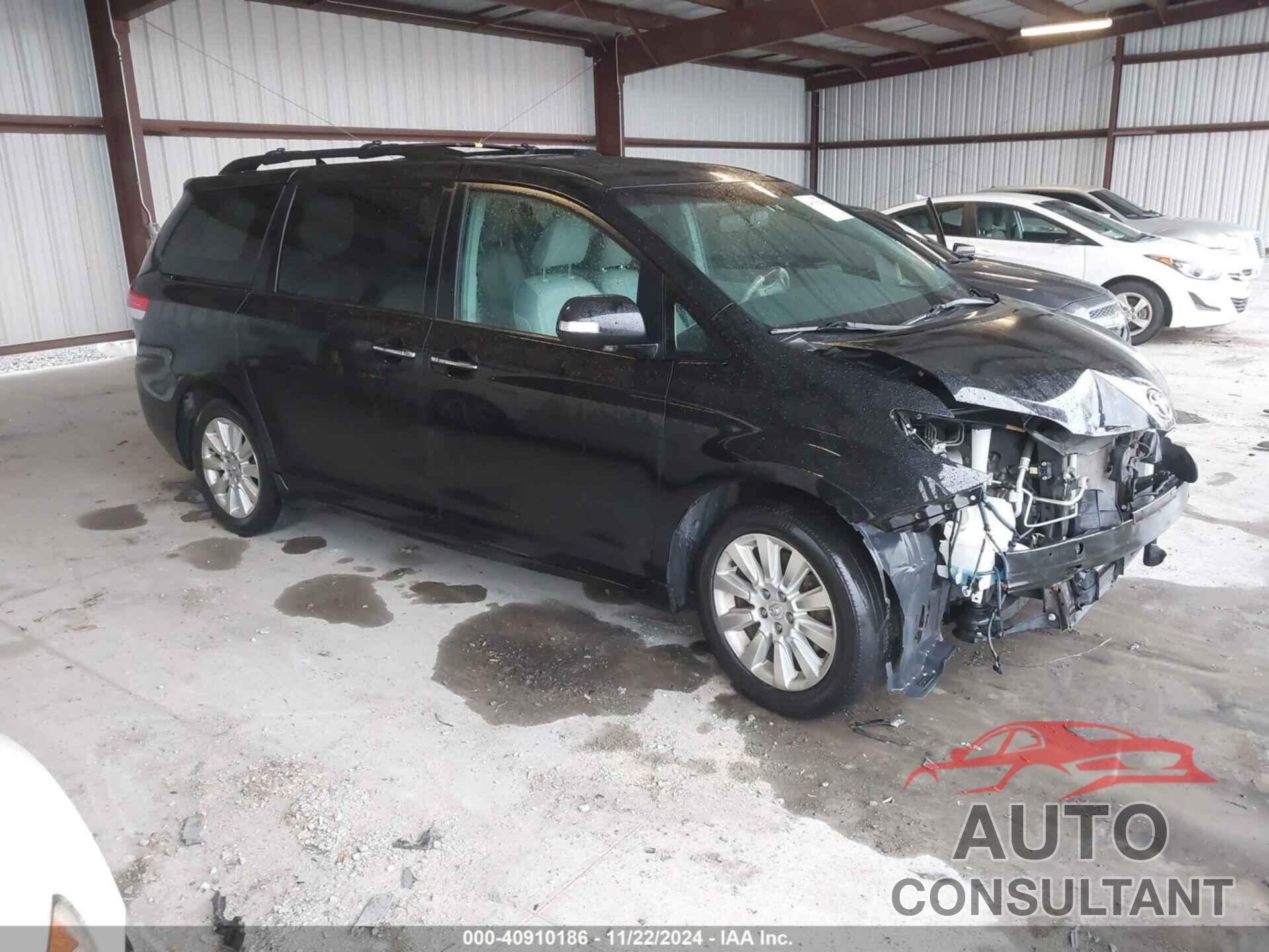 TOYOTA SIENNA 2013 - 5TDDK3DC5DS067343