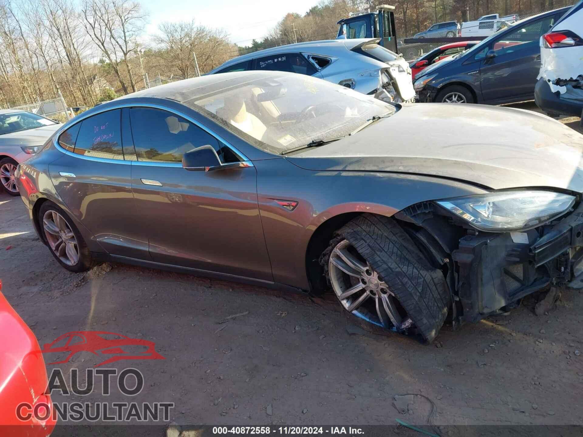 TESLA MODEL S 2015 - 5YJSA1S28FF095962