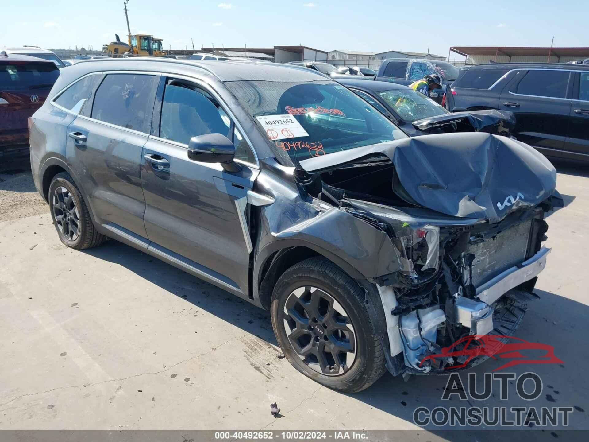 KIA SORENTO 2024 - 5XYRL4JC4RG283914