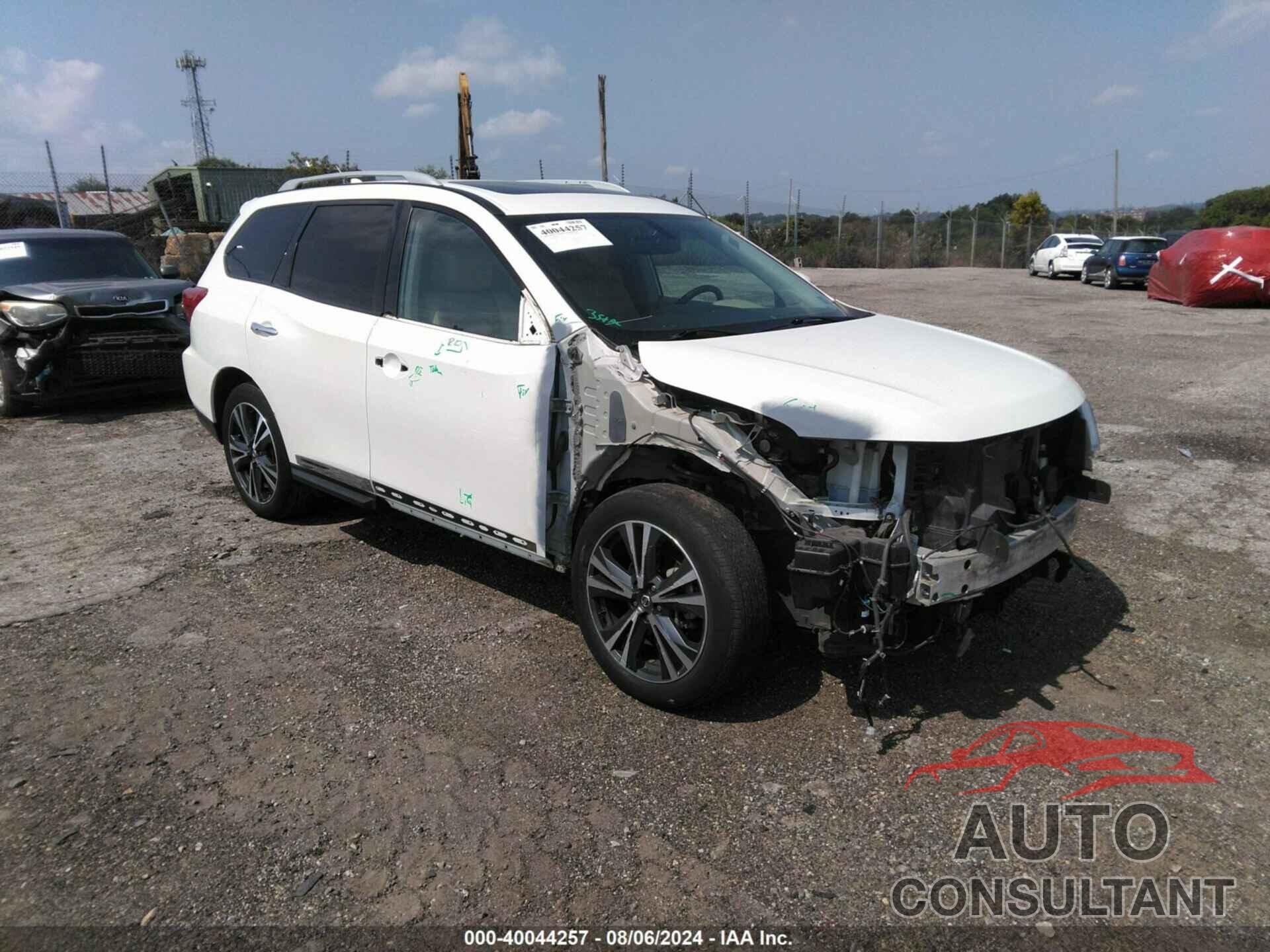 NISSAN PATHFINDER 2019 - 5N1DR2MM2KC617901