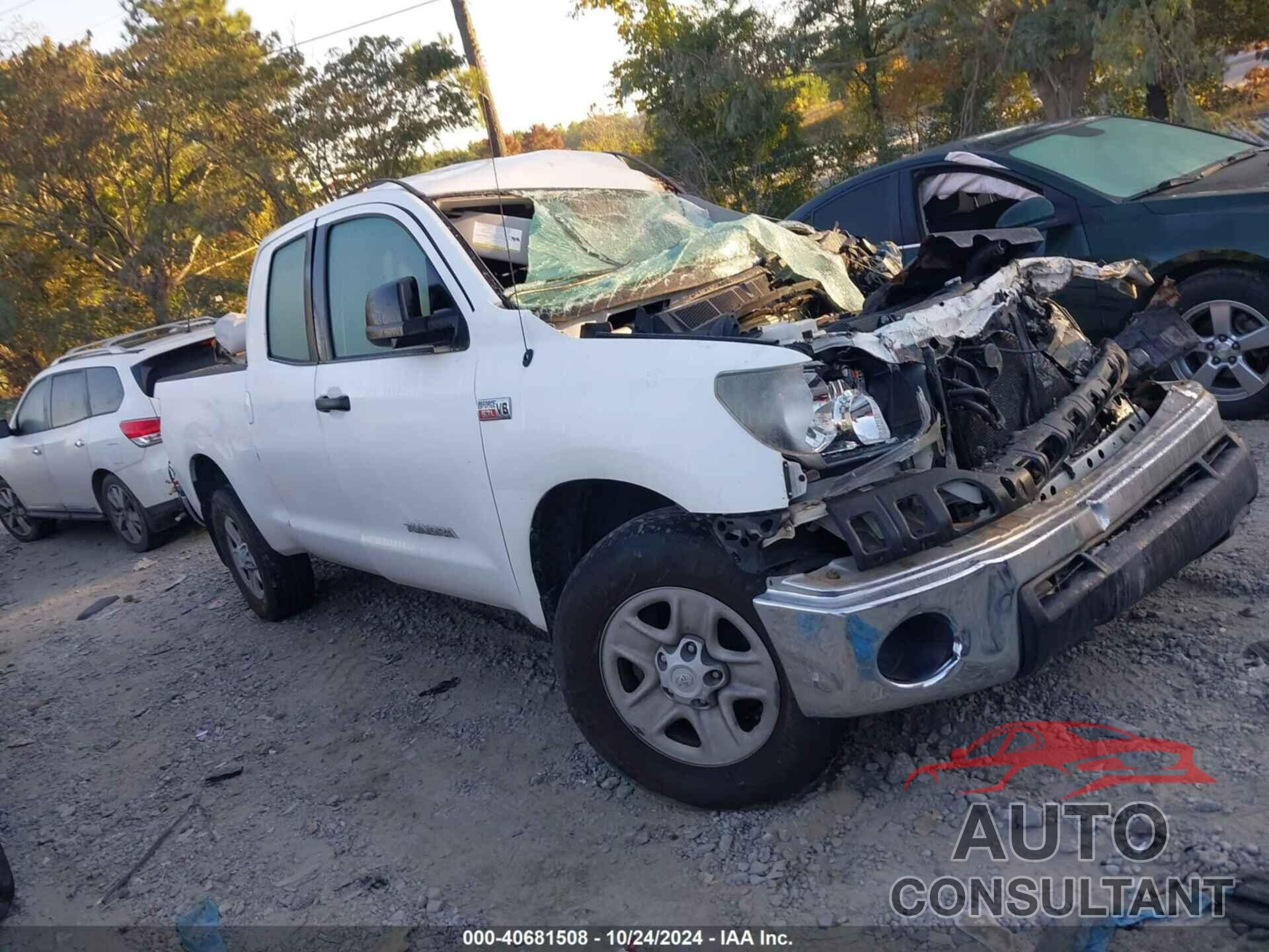 TOYOTA TUNDRA 2011 - 5TFRY5F12BX100155